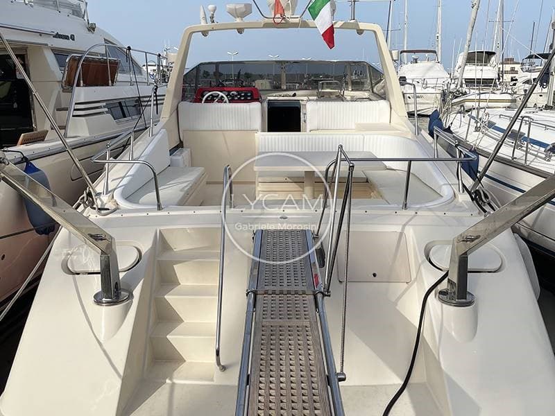 Riva 51 Turborosso - Deck View Riva 51 Turborosso - Deck View