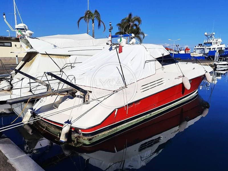 Riva 51 Turborosso - Interior View Riva 51 Turborosso - Interior View