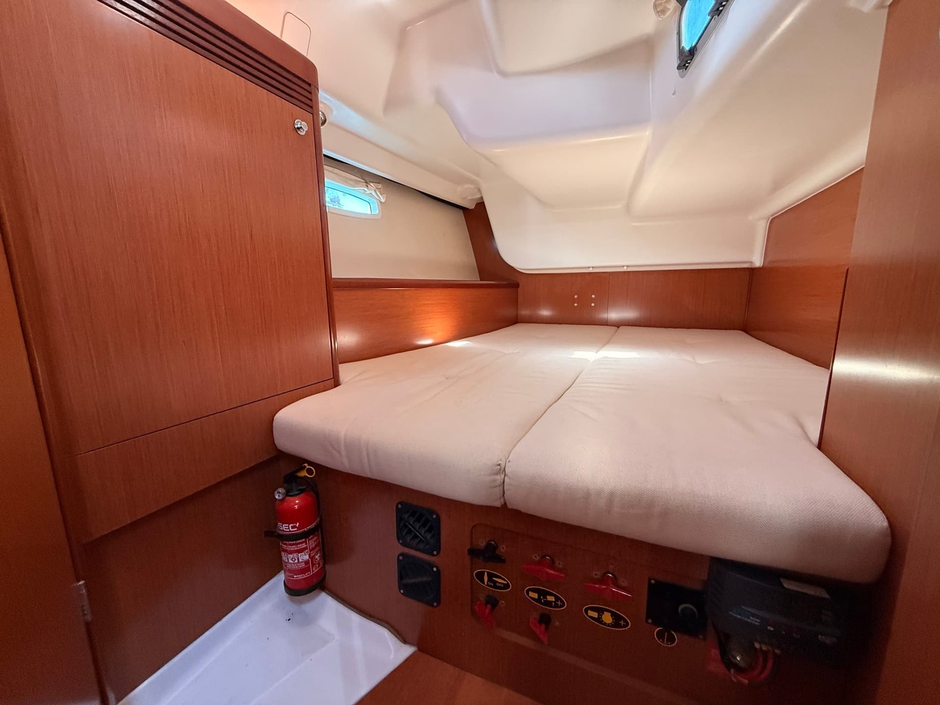 Beneteau OCEANIS 43 usato - foto hero 18