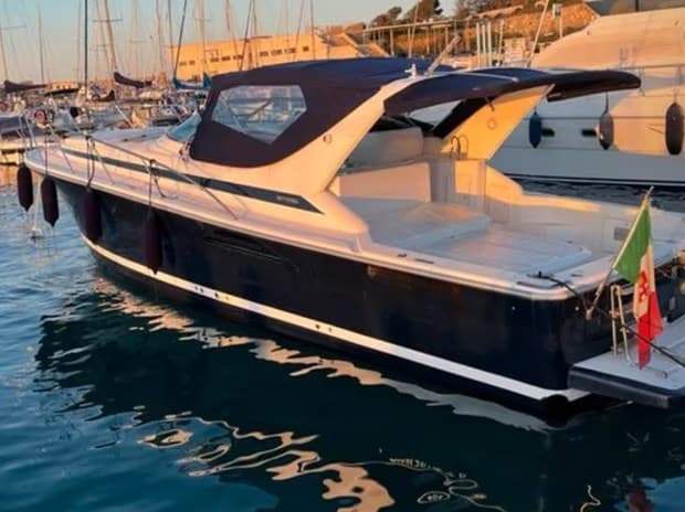 Riviera Marine 4000 Offshore usato - dettaglio 1