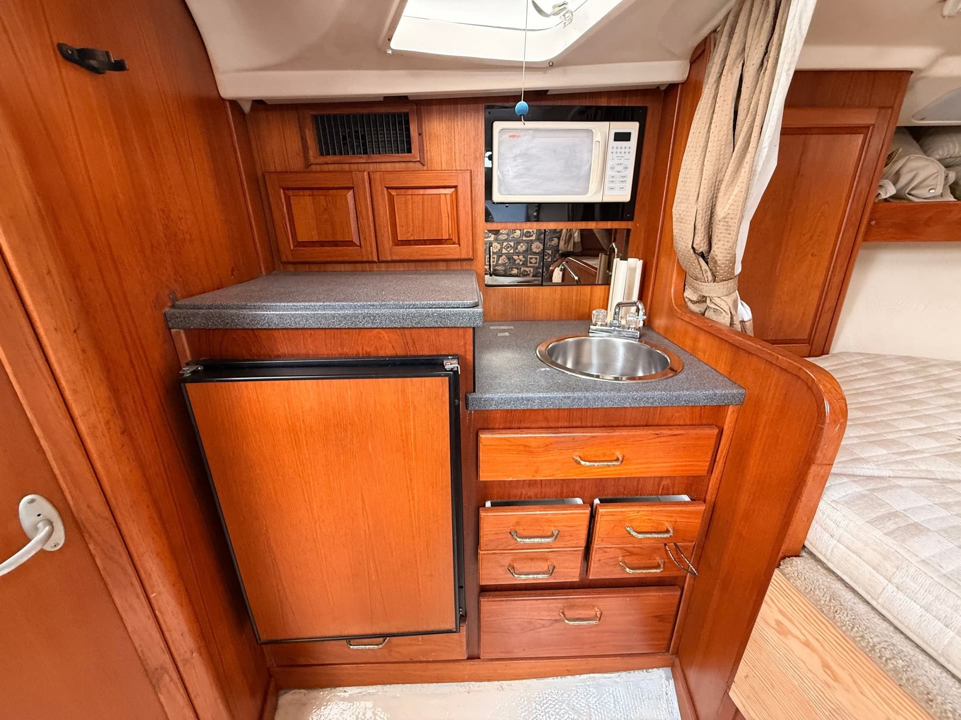 Luhrs LUHRS 320 FISHERMAN usato - foto hero 15