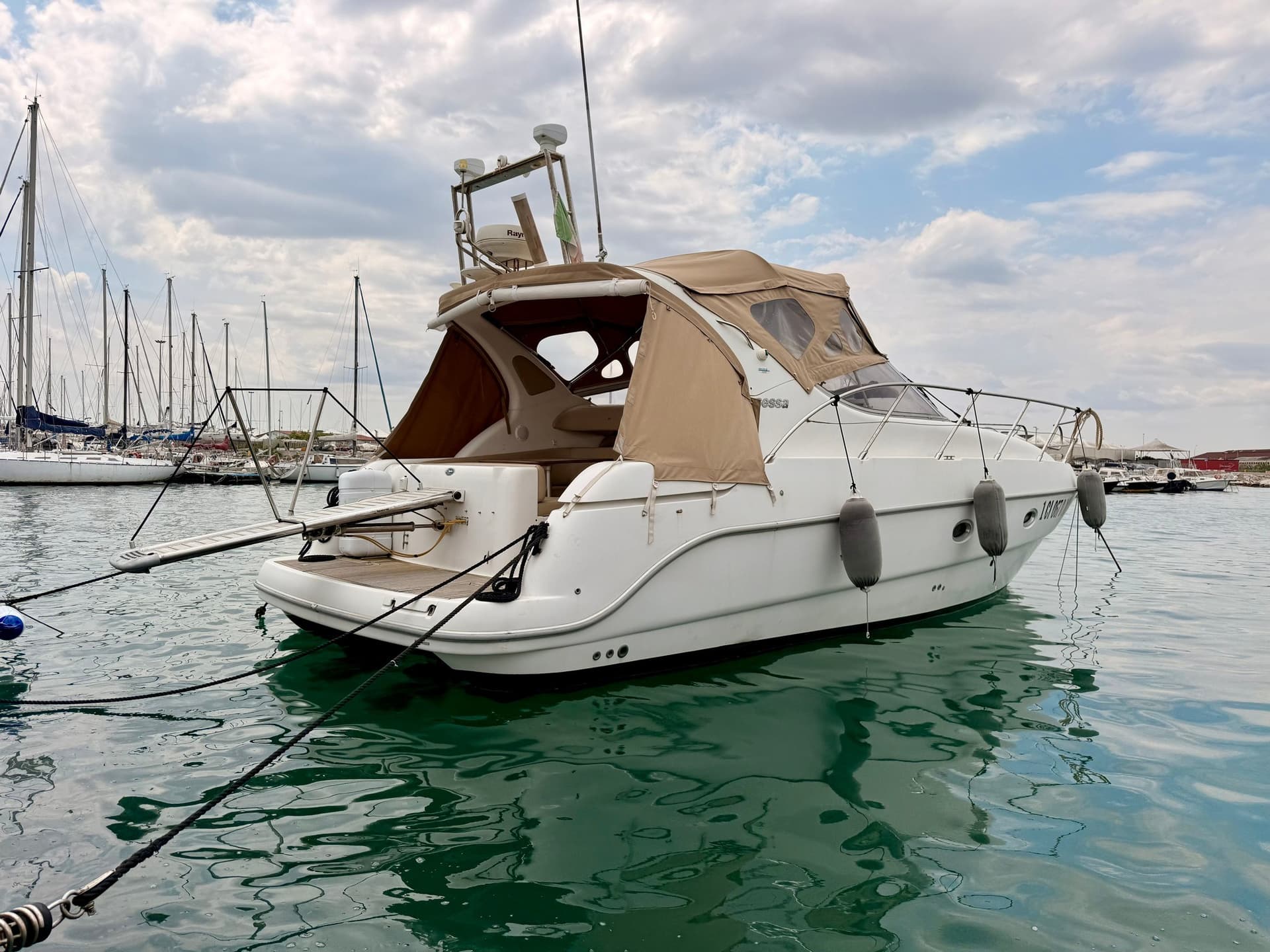 Sessa Marine Oyster 35' gebraucht - Hauptbild 4