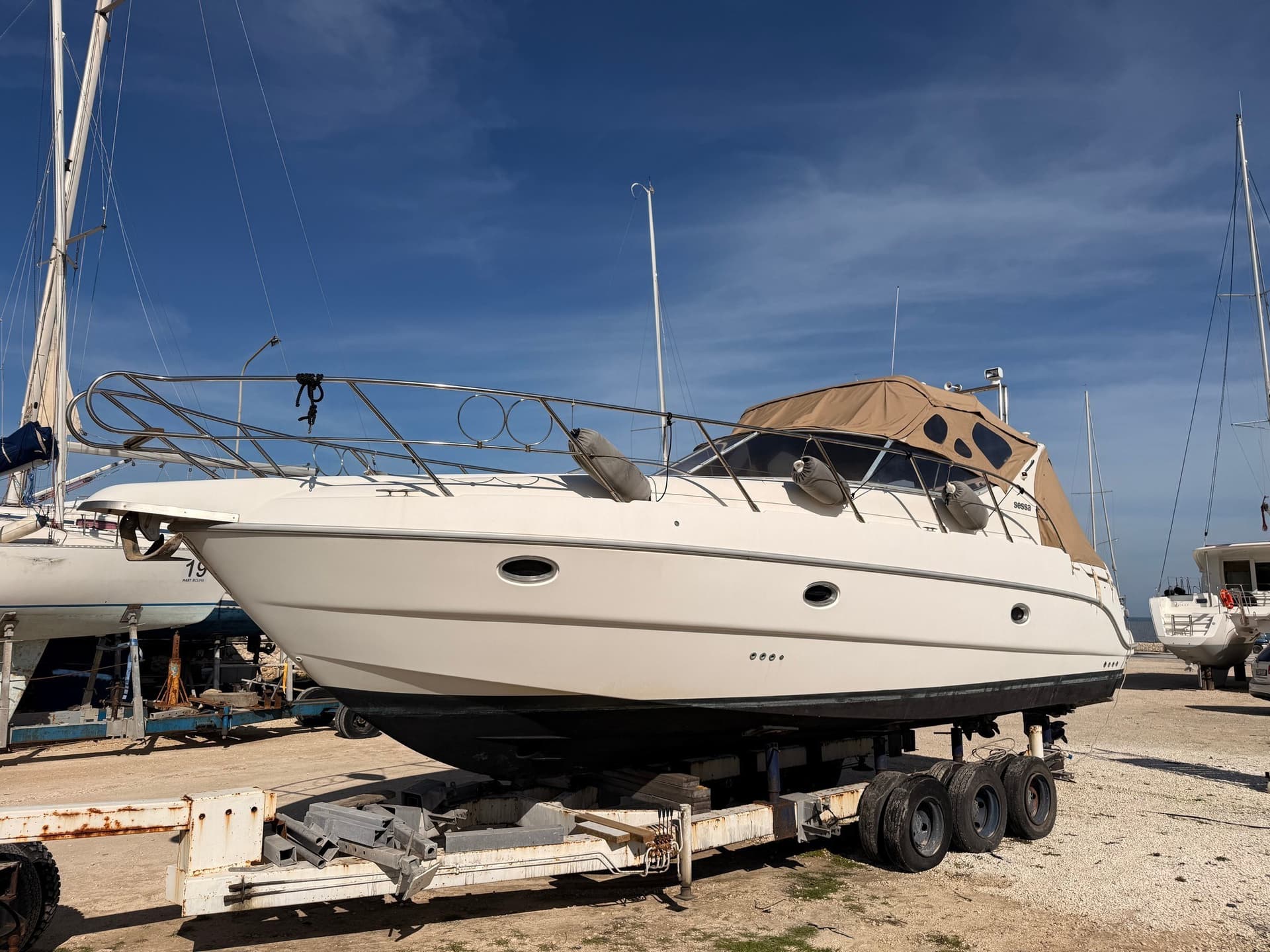 Sessa Marine Oyster 35' gebraucht - Detail 2