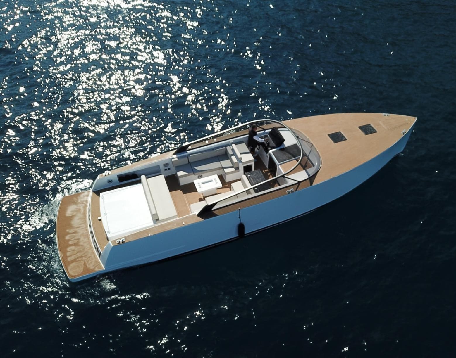 Vandutch Vandutch 48 - Deck View Vandutch Vandutch 48 - Deck View