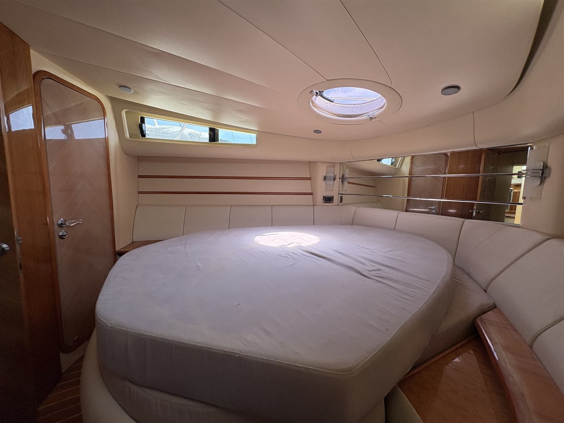 Azimut 46 usato - foto hero 15