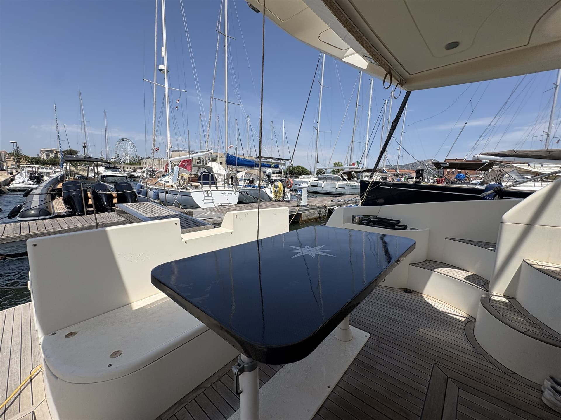 Azimut 46 usato - foto hero 3