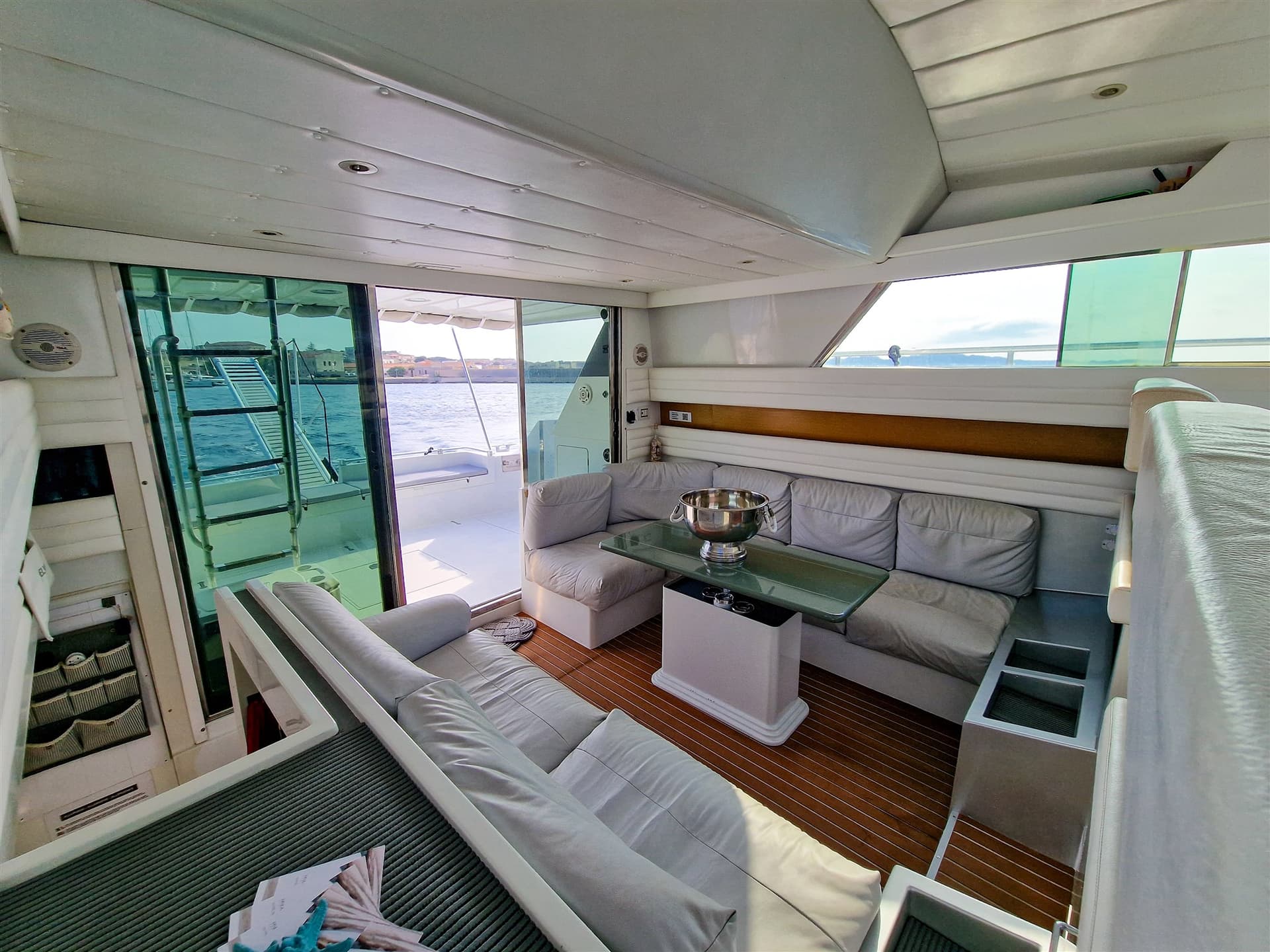 Mochi Craft 44 Fly usato - dettaglio 4