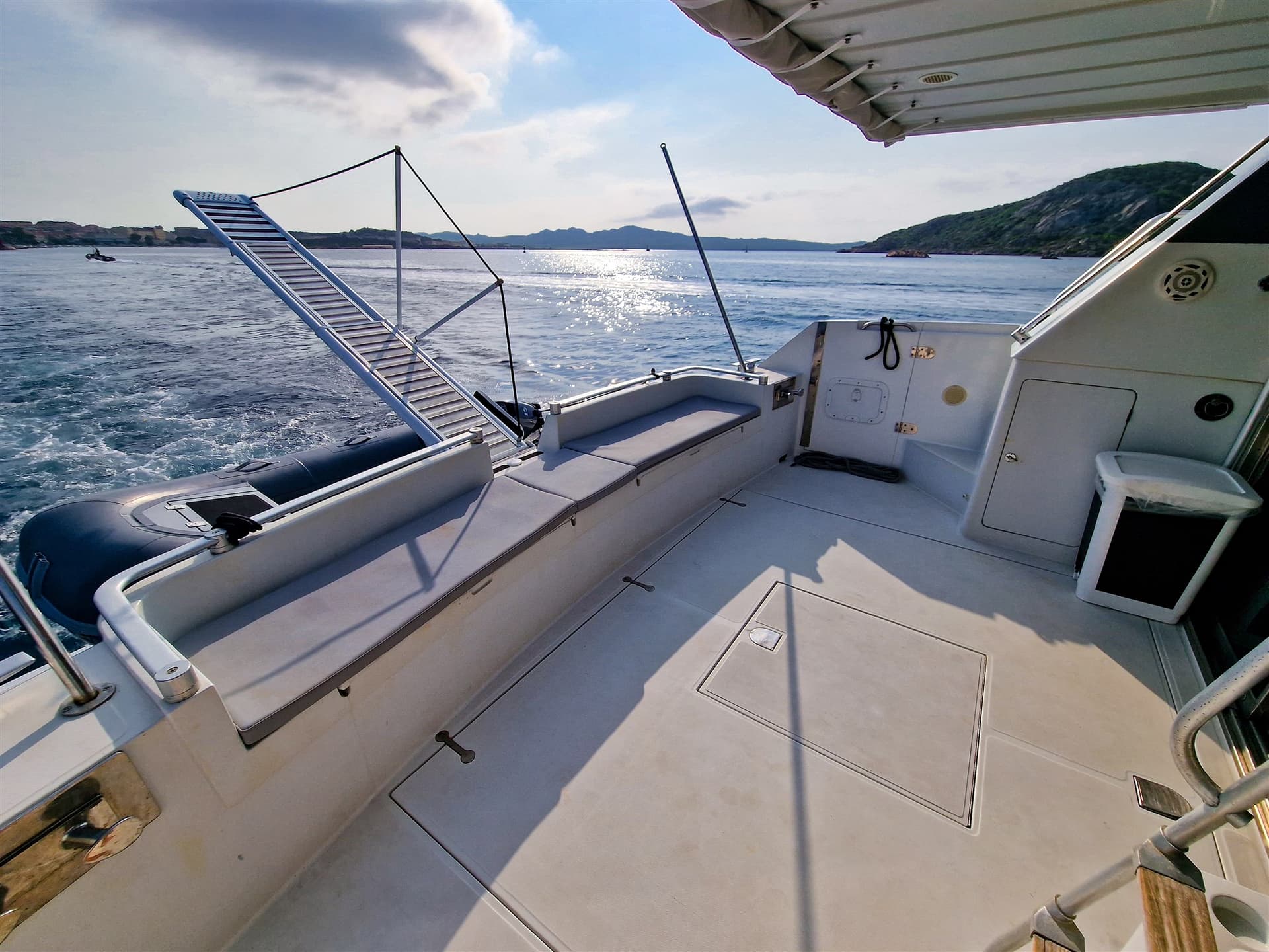 Mochi Craft 44 Fly - Interior View Mochi Craft 44 Fly - Interior View