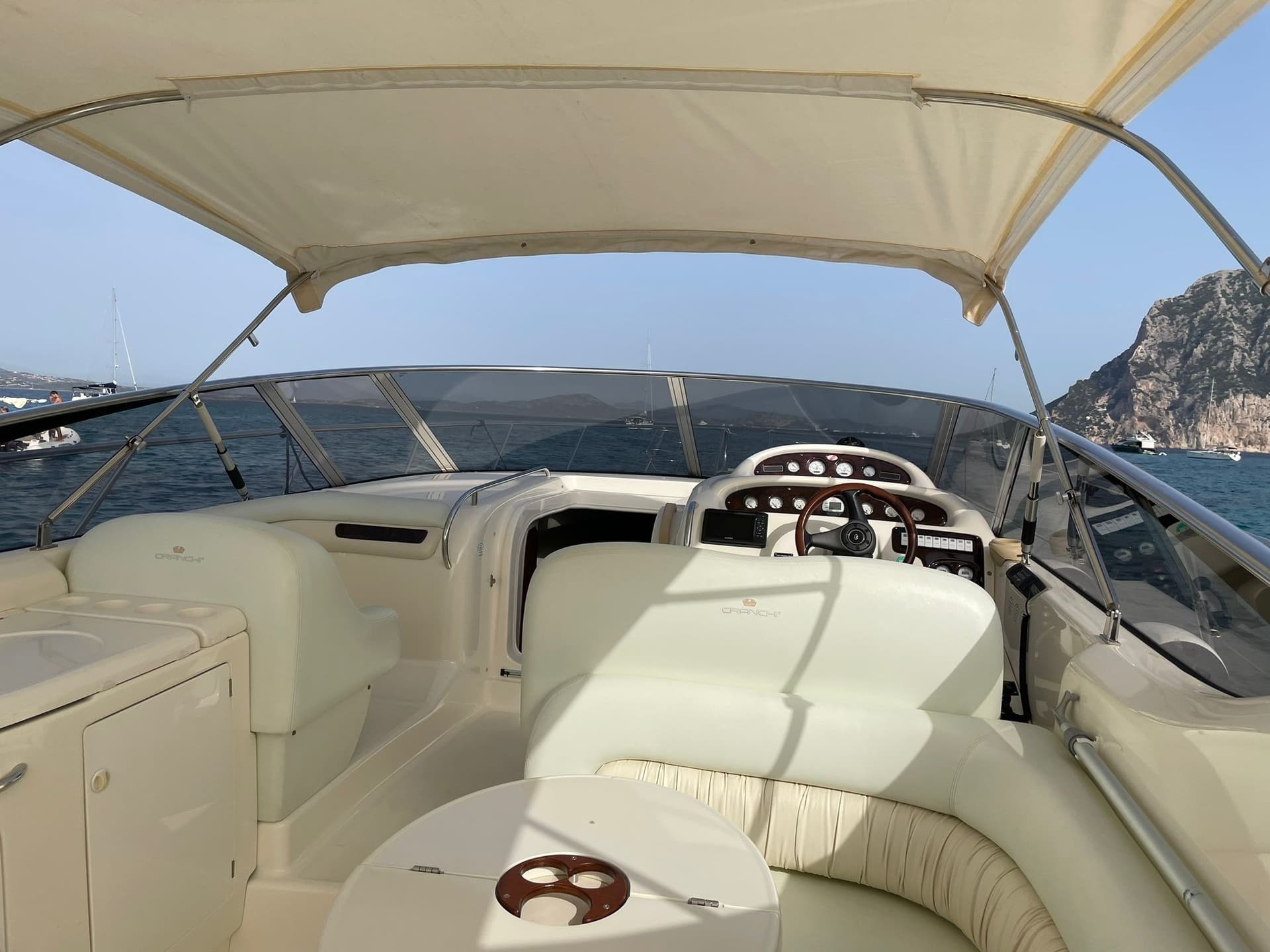 Cranchi Endurance 39 - Deck View Cranchi Endurance 39 - Deck View