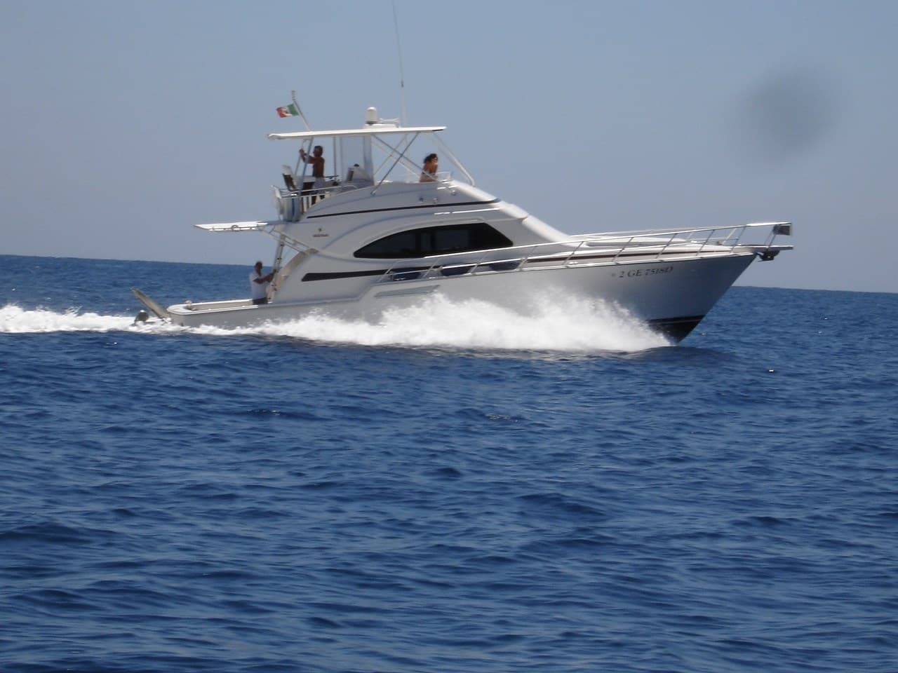 Bertram Yacht 450 Convertible - Detail View 1 Bertram Yacht 450 Convertible - Detail View 1