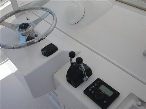 Bertram Yacht 450 Convertible - Deck View Bertram Yacht 450 Convertible - Deck View