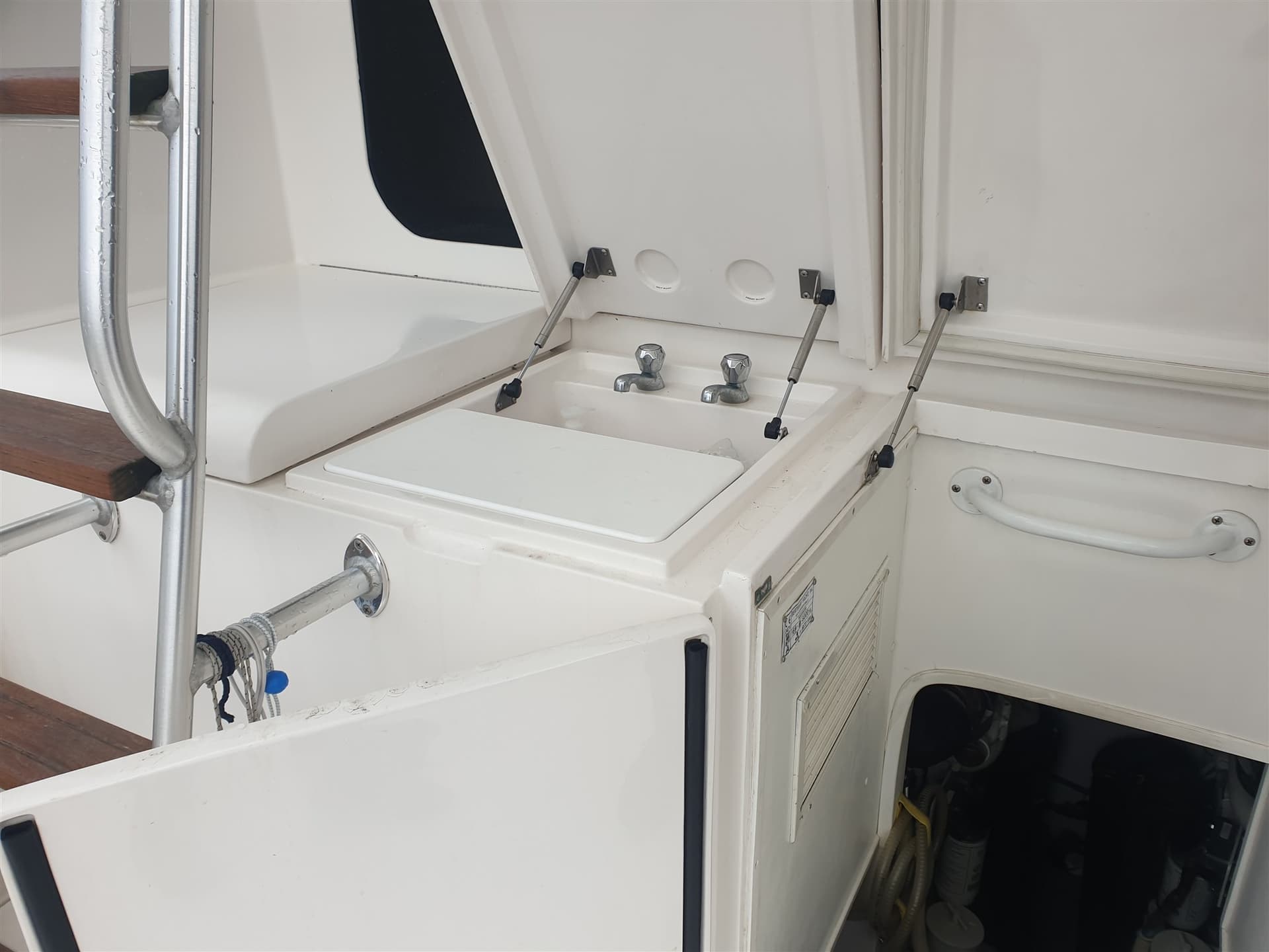 Bertram Yacht 450 Convertible gebraucht - Hauptbild 5