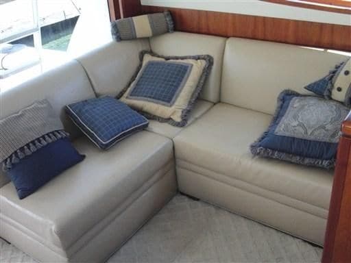 Bertram Yacht 450 Convertible used - hero image 9