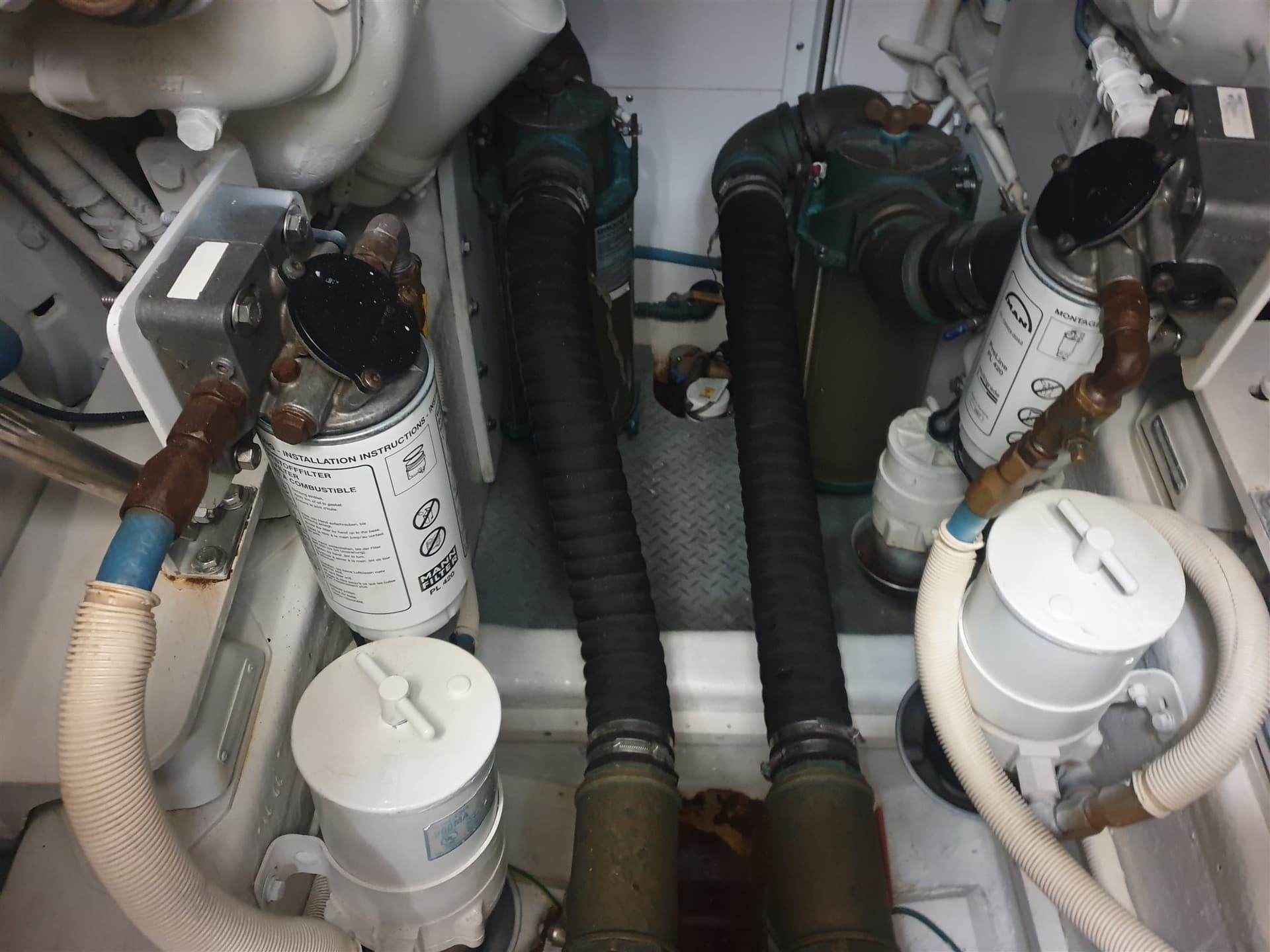 Bertram Yacht 450 Convertible used - hero image 14
