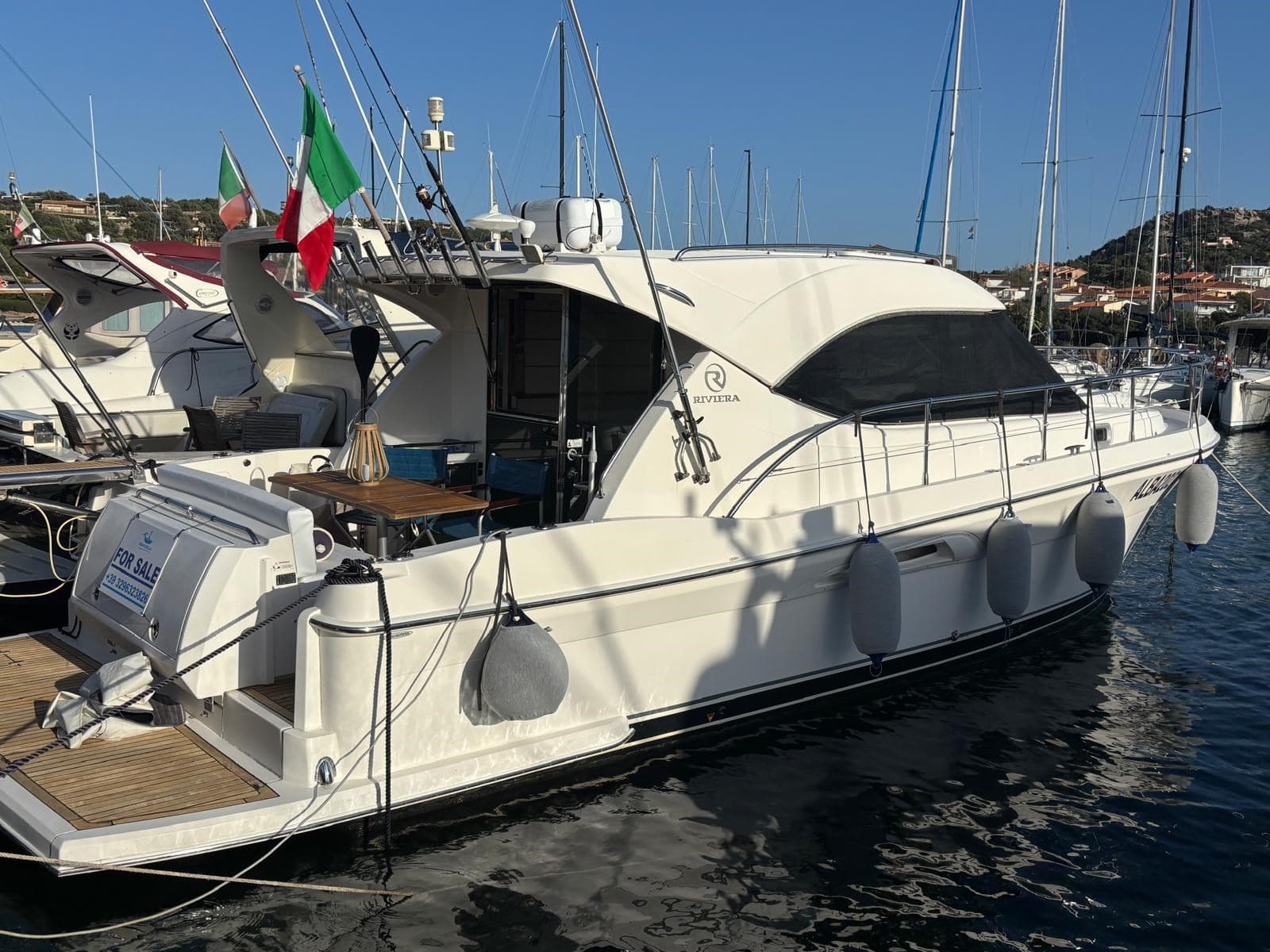 Riviera Marine 3600 SPORT YACHT usato - foto hero 18
