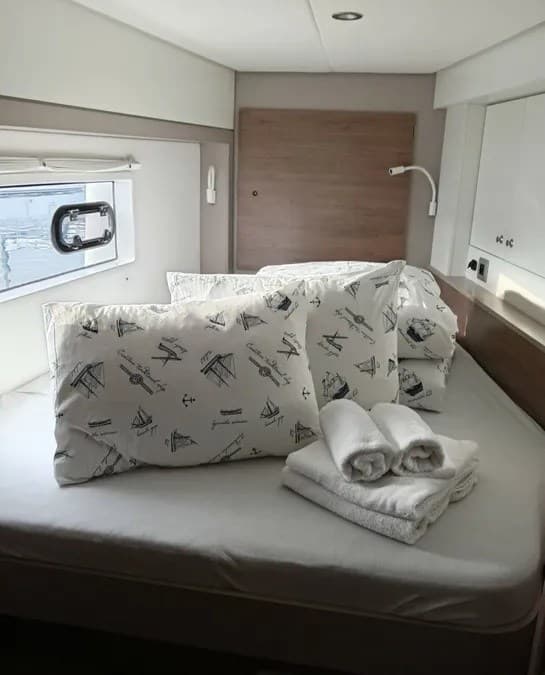 Catana Bali 4.2 usato - foto hero 13