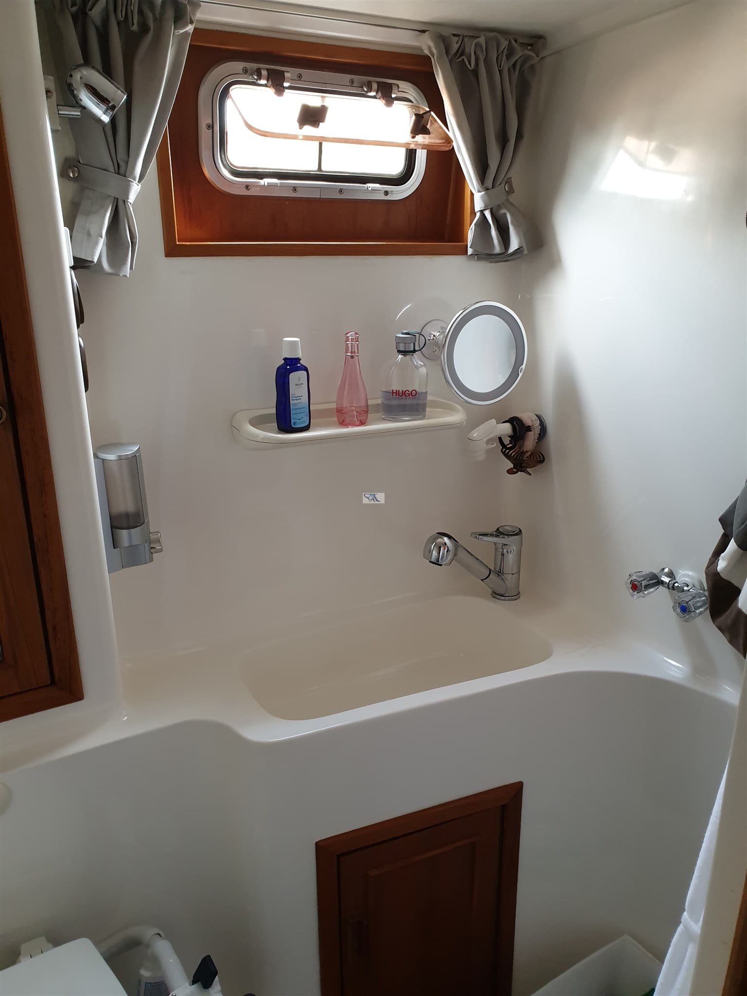 Holland Boat Atlantic 37 Fly d'occasion - image hero 10