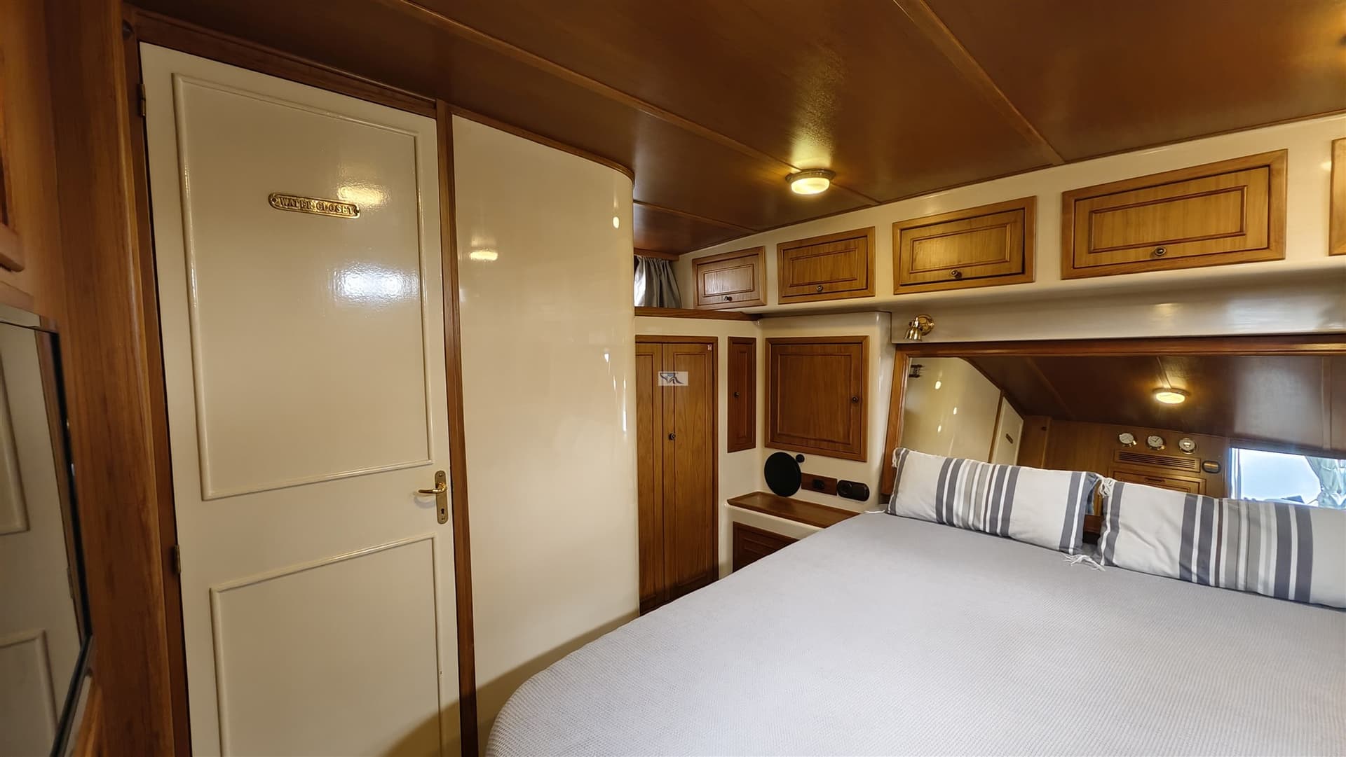 Holland Boat Atlantic 37 Fly d'occasion - image hero 7
