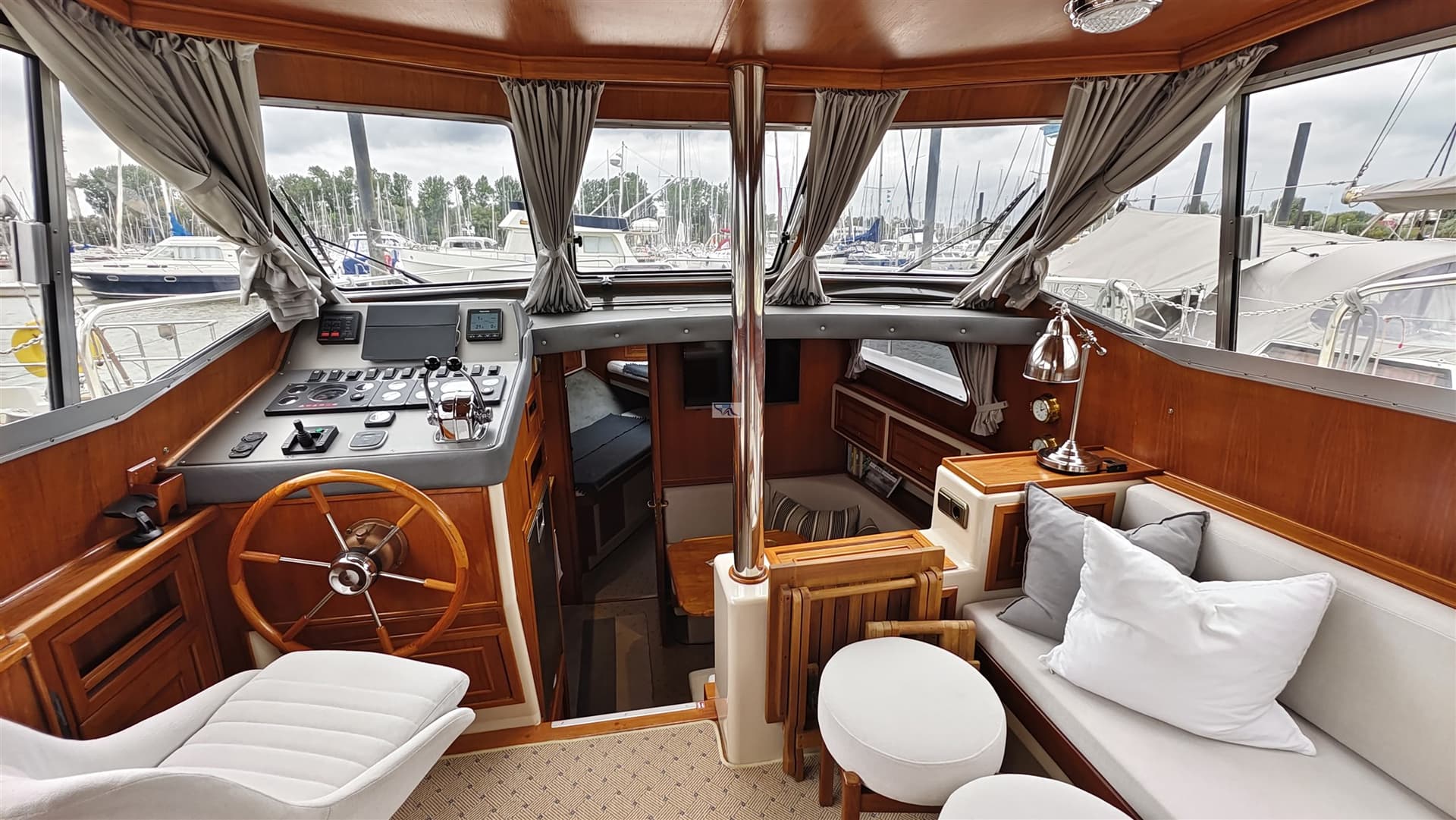 Holland Boat Atlantic 37 Fly - Interior View Holland Boat Atlantic 37 Fly - Interior View