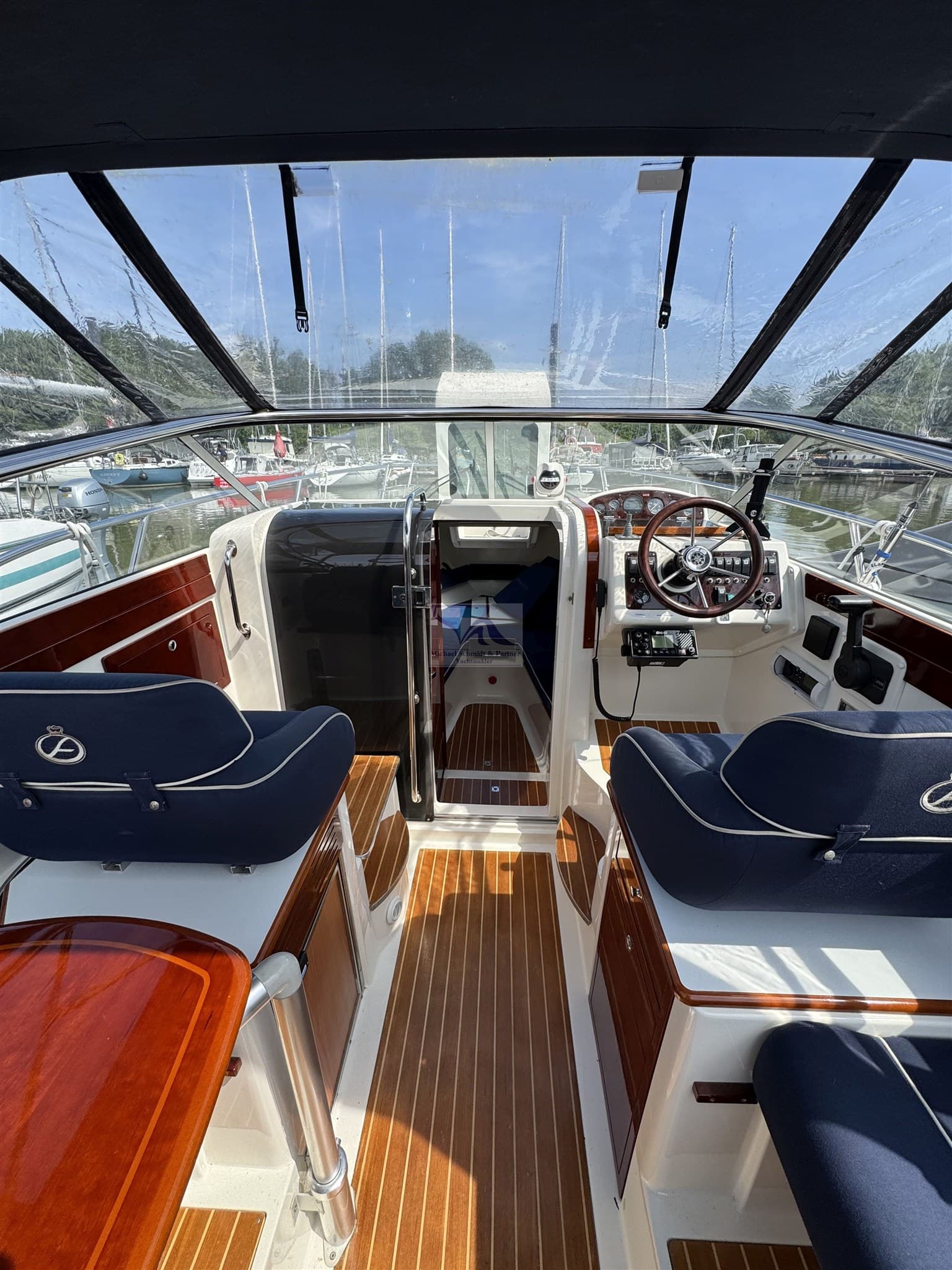 Aquador 23 DC d'occasion - image hero 15