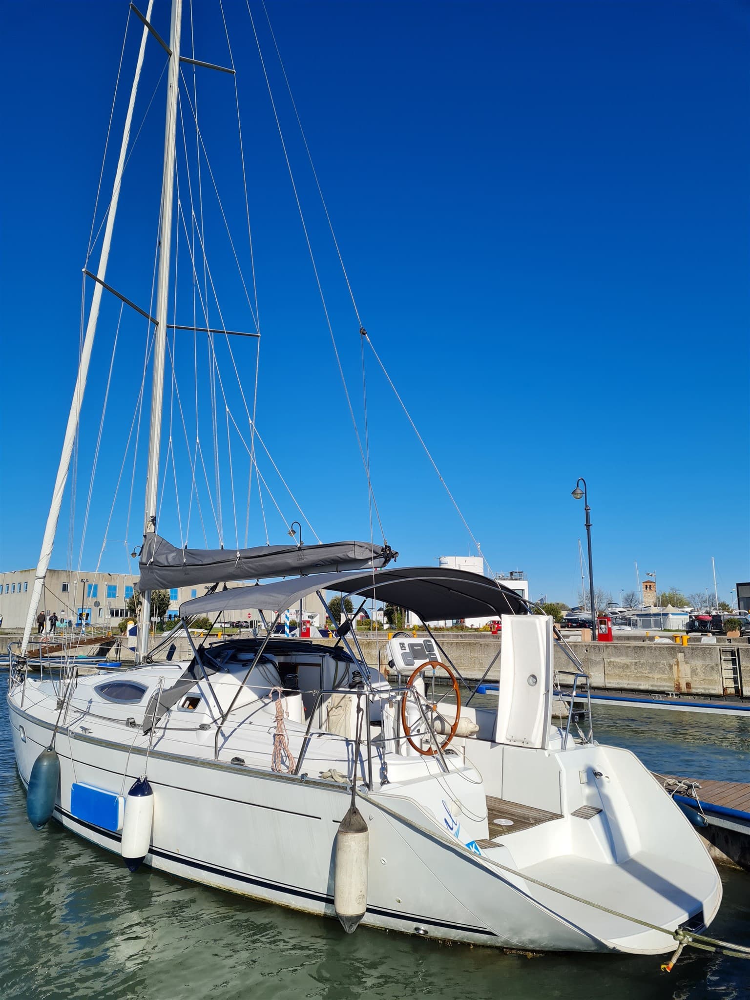 Kirie Feeling 36 - Detail View 1 Kirie Feeling 36 - Detail View 1