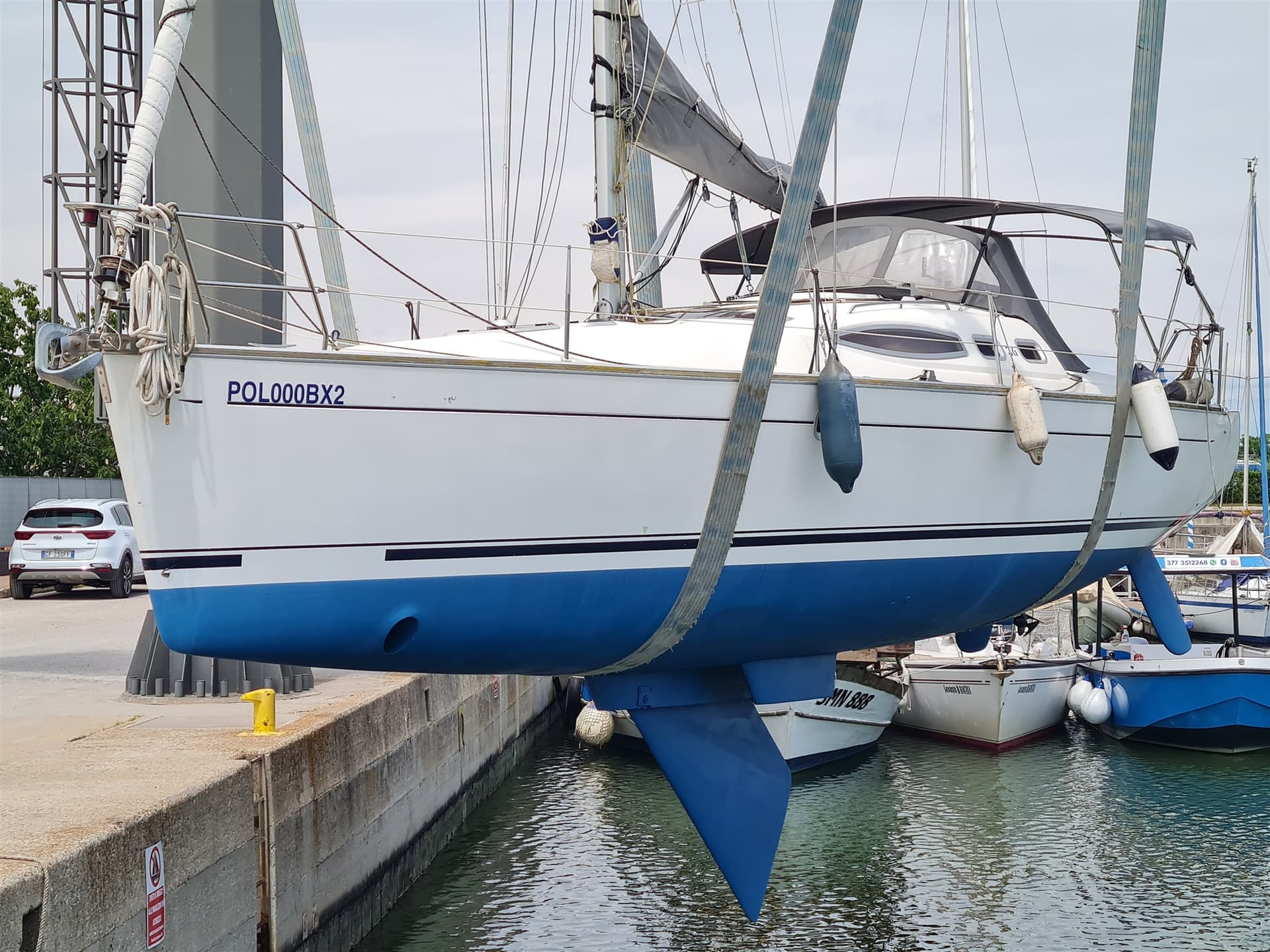 Kirie Feeling 36 - Deck View Kirie Feeling 36 - Deck View