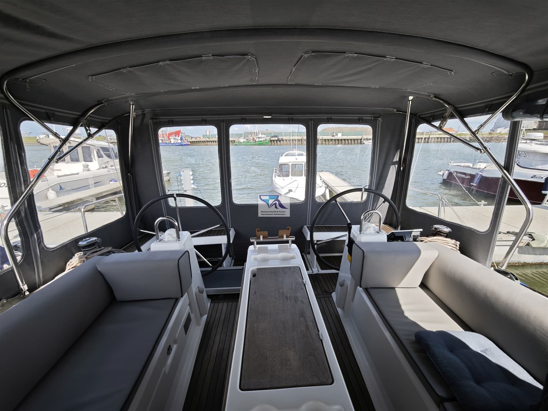 Beneteau OCEANIS 35.1 used - hero image 7