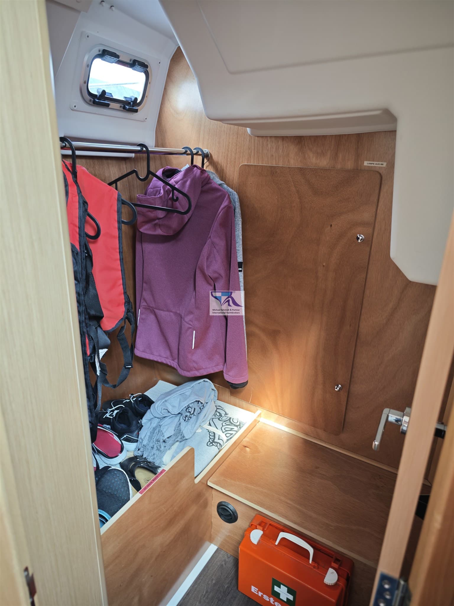 Beneteau OCEANIS 35.1 used - hero image 20