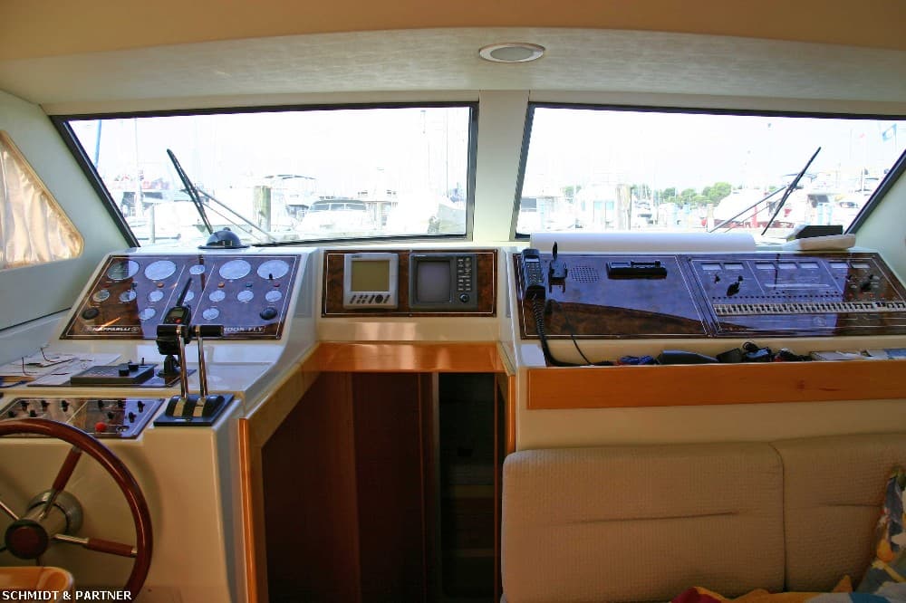 Raffaelli 38 Typhoon Fly usato - dettaglio 2