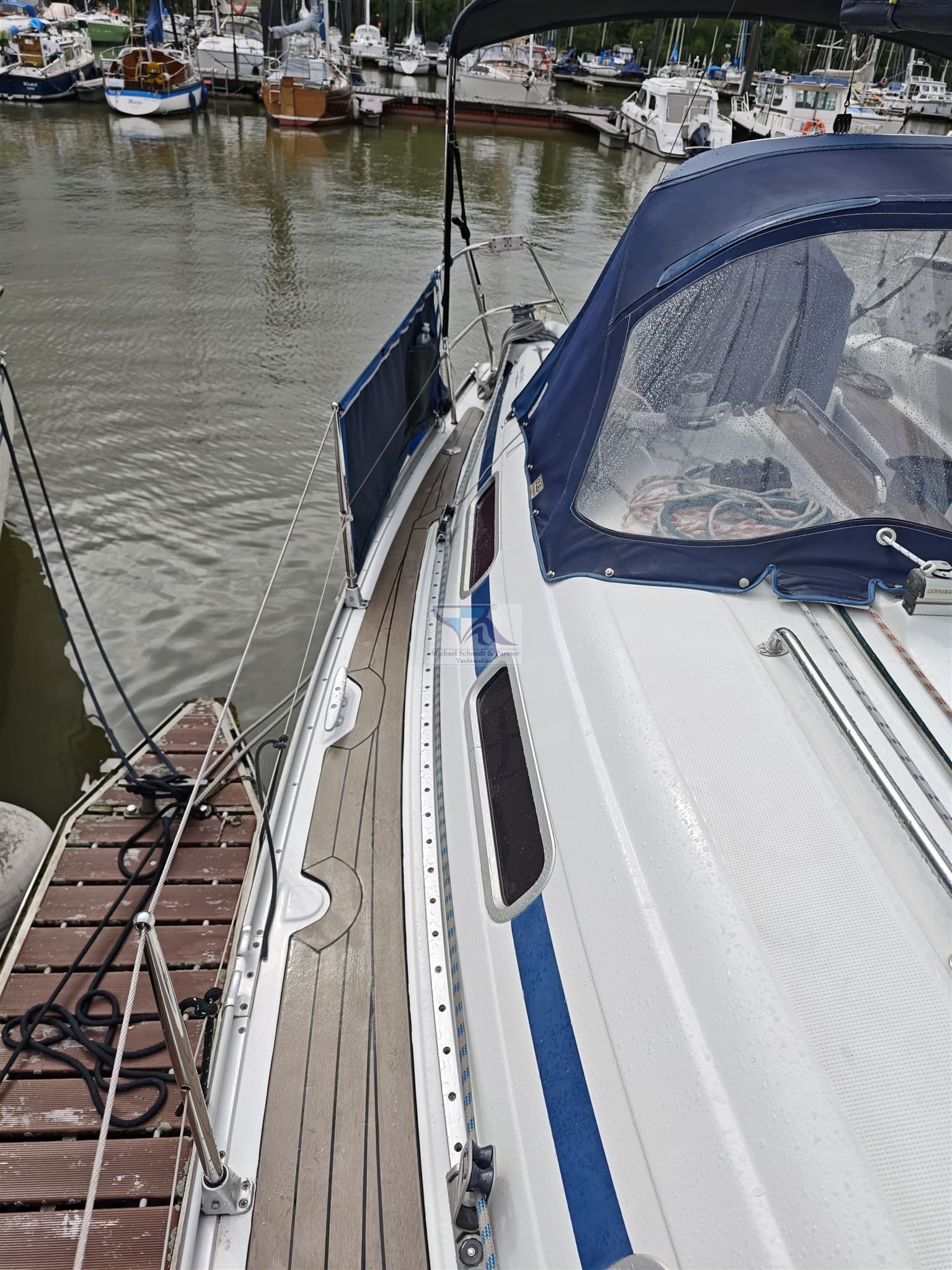 Bavaria 32 Cruiser gebraucht - Hauptbild 5