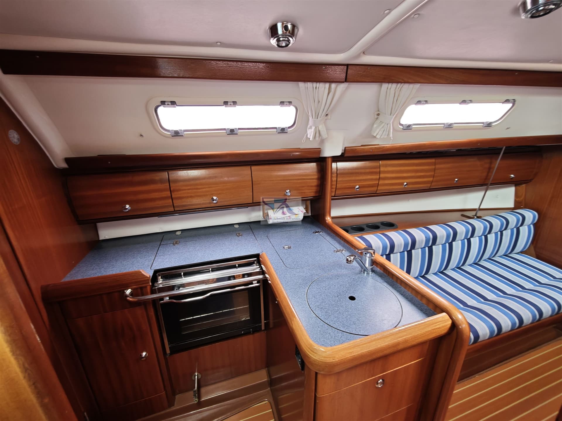 Bavaria 32 Cruiser gebraucht - Hauptbild 13