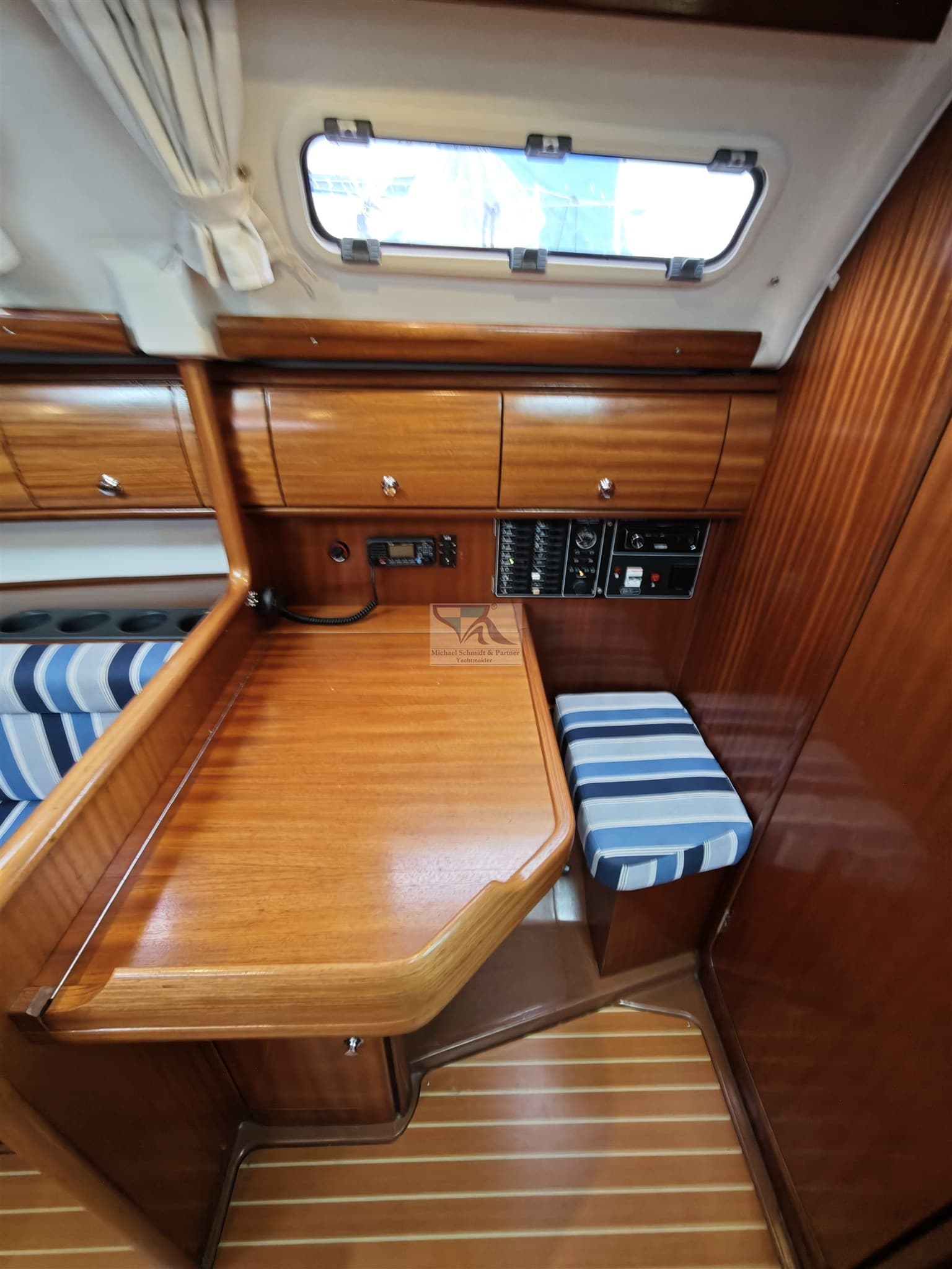Bavaria 32 Cruiser gebraucht - Hauptbild 18