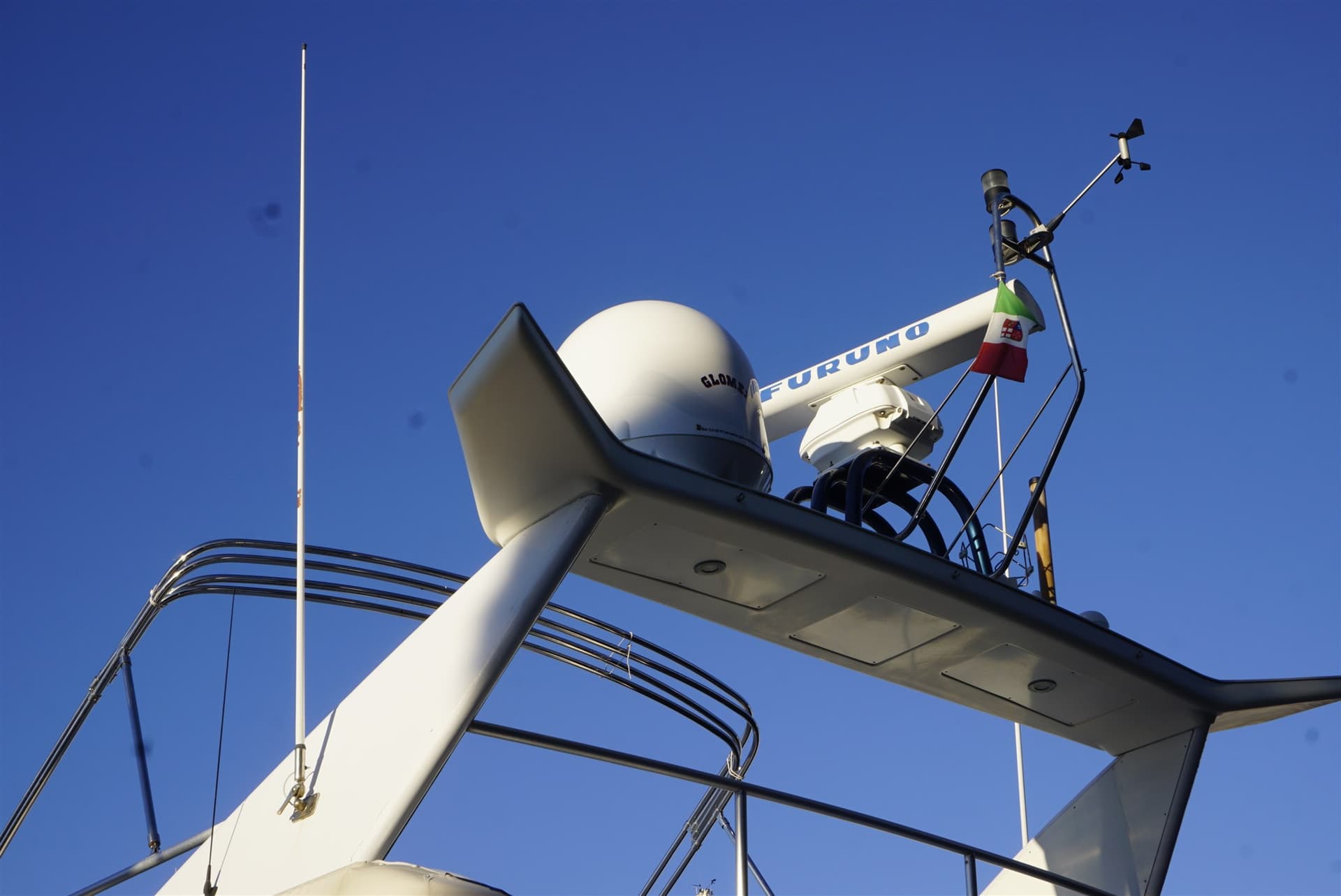 Guy Couach 185 - Deck View Guy Couach 185 - Deck View