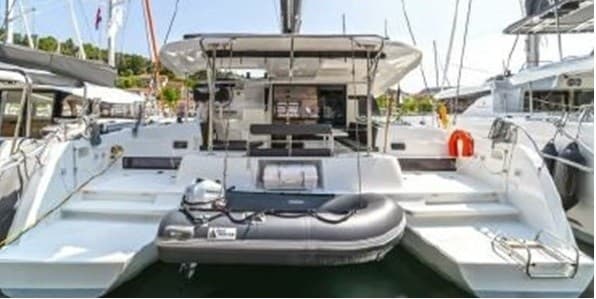 Lagoon 42 - Detail View 1 Lagoon 42 - Detail View 1