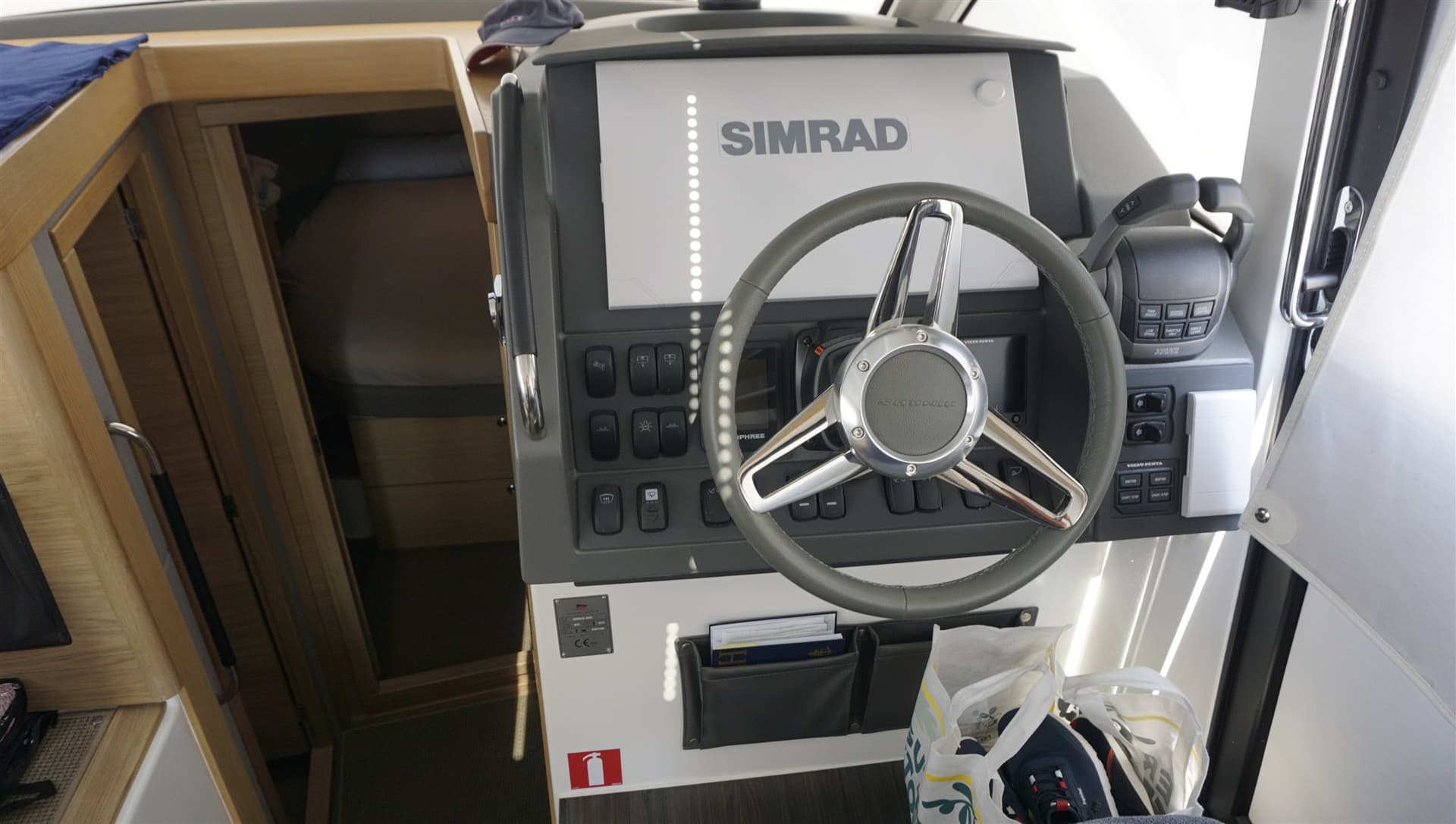 Nimbus 365 Coupe' - Deck View Nimbus 365 Coupe' - Deck View