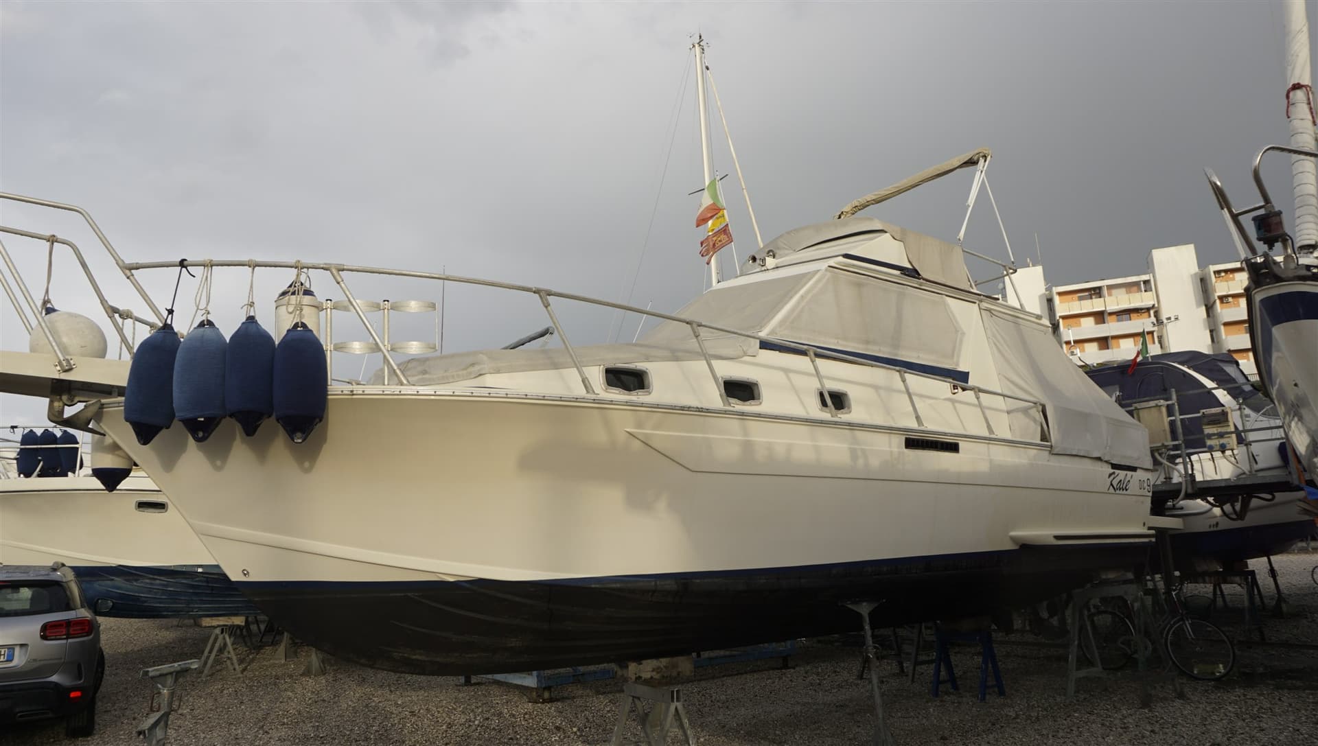 Della P. & C. Dc 9 - Detail View 1 Della P. & C. Dc 9 - Detail View 1