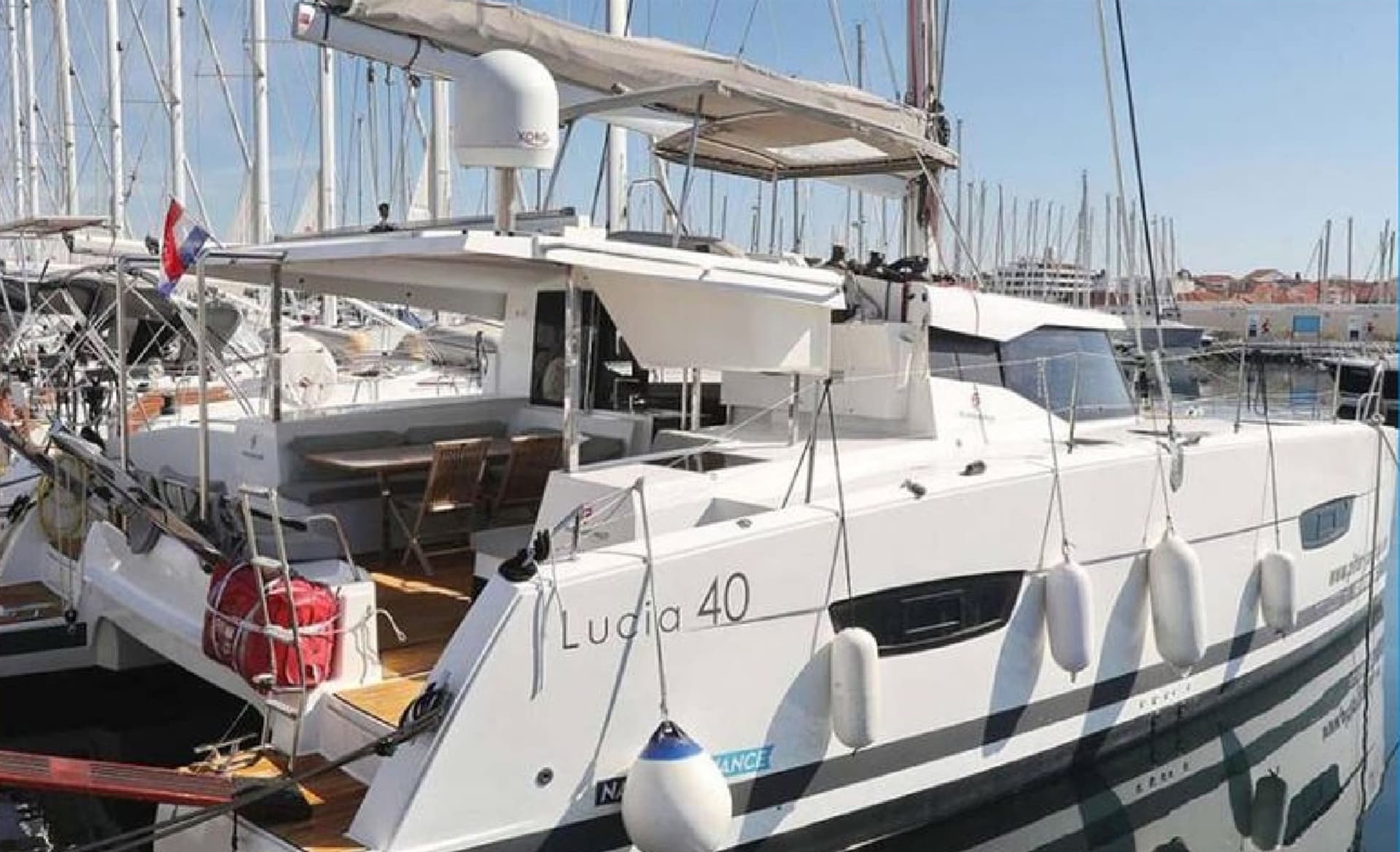 Fountaine Pajot Lucia 40 usato - dettaglio 1