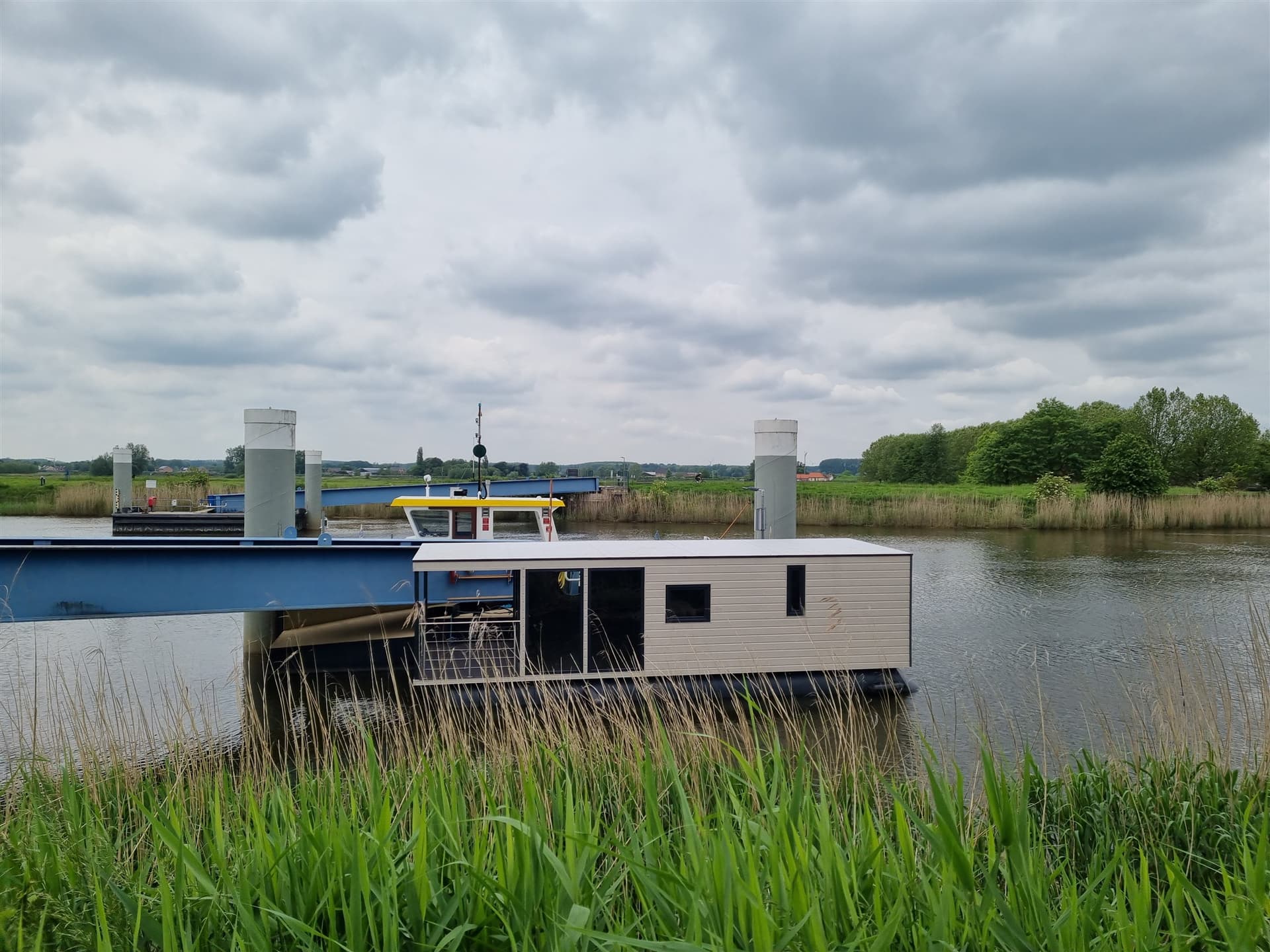 Shogun Hausboot DIY 11,27m usato - foto hero 2