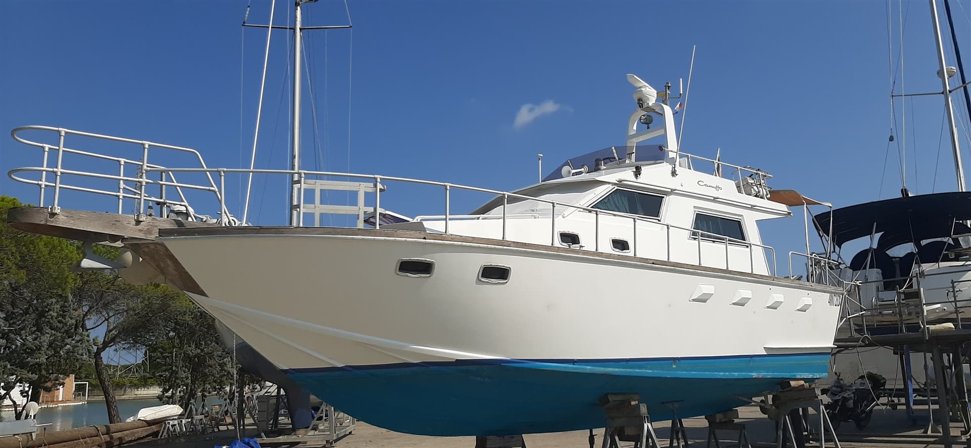 Camuffo C 40 Fly - Main View Camuffo C 40 Fly - Main View