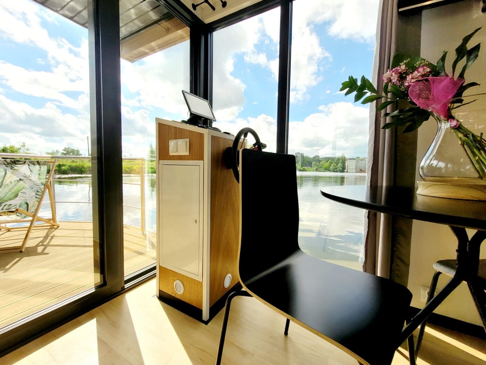 Aqua-House Hausboot Harmonia 310 usato - foto hero 24