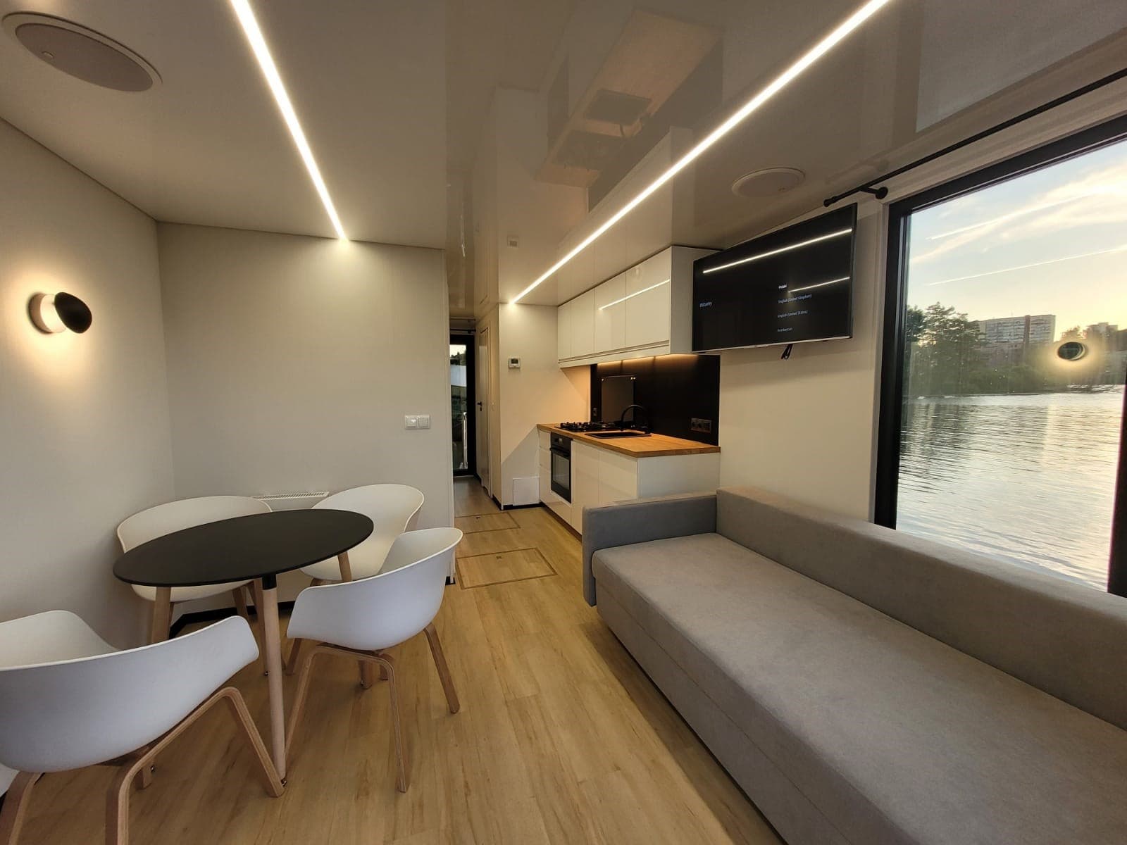 Aqua-House Hausboot Harmonia 340 used - hero image 18