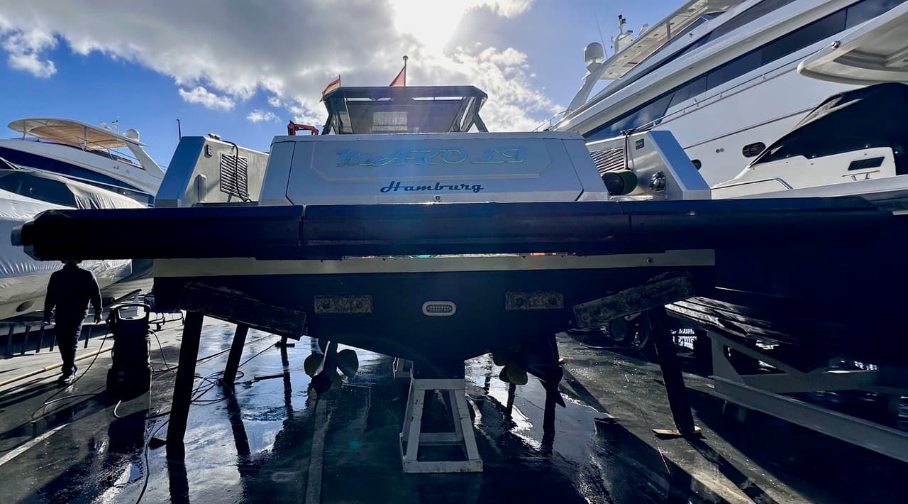 Mazu Yachts Mazu 52 Ht - Interior View Mazu Yachts Mazu 52 Ht - Interior View
