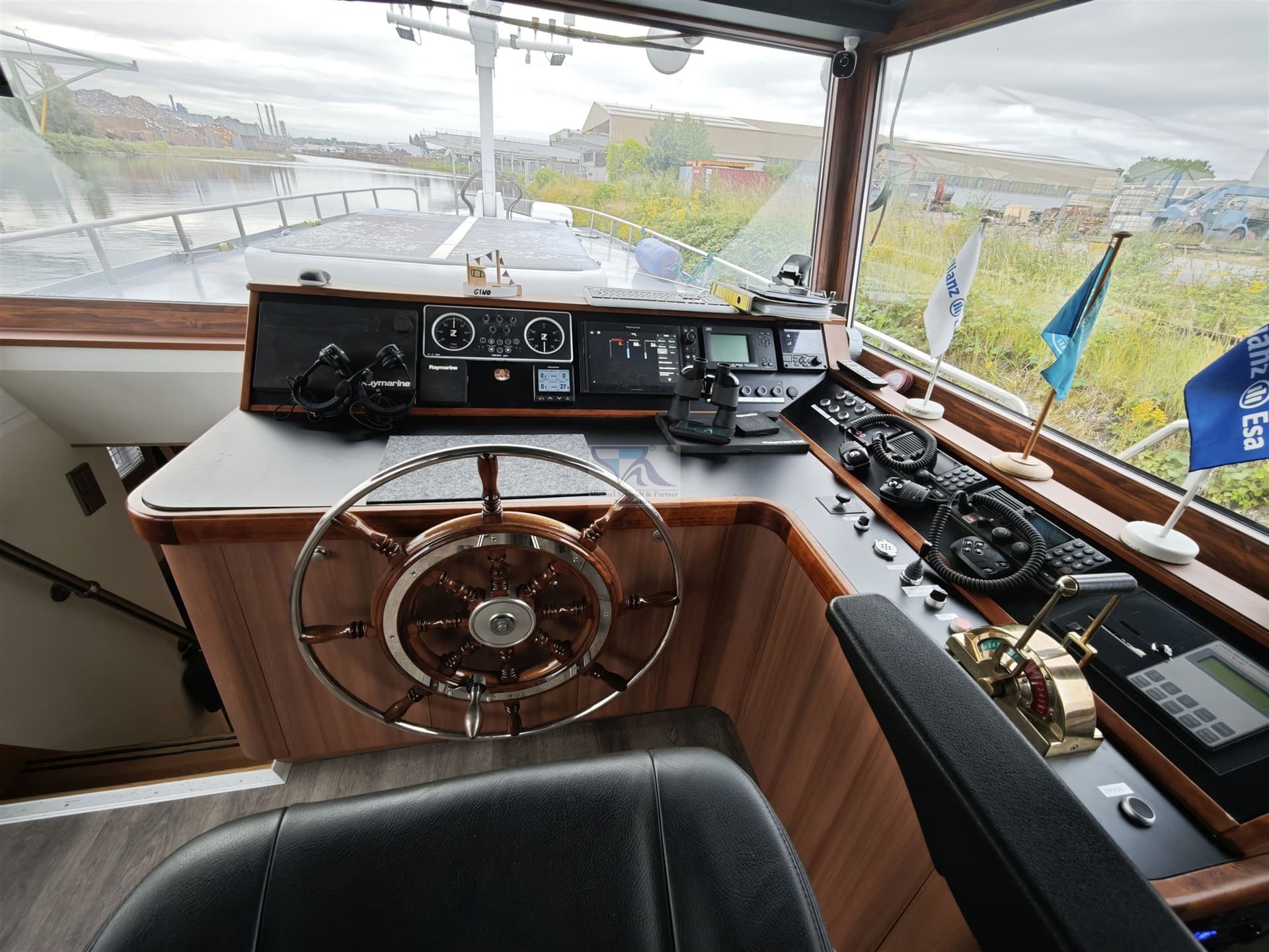 Vogt Arbon Hausboot/Motoryacht 21m used - hero image 13
