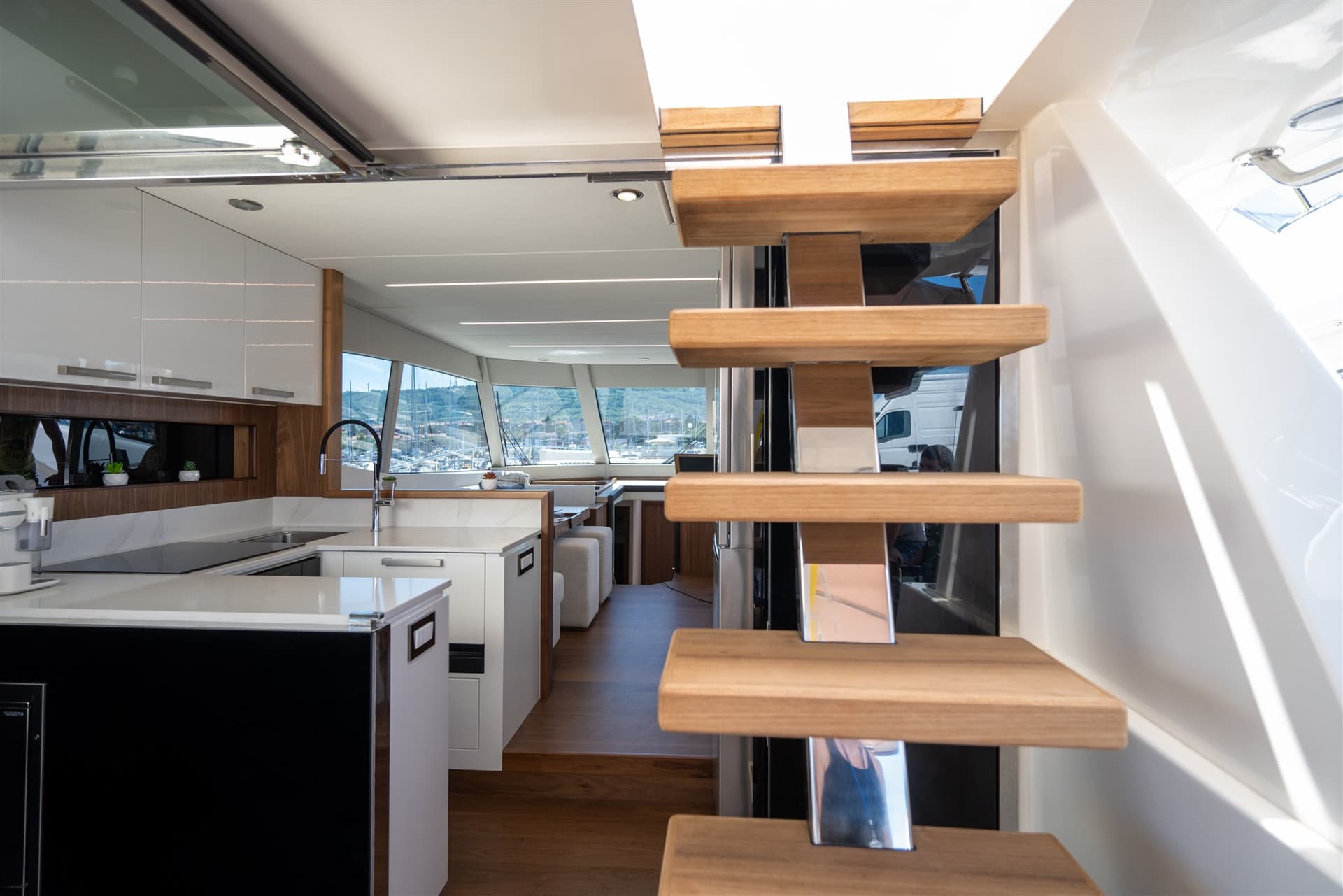 Monachus Yachts Monachus 70 Fly d'occasion - image hero 24