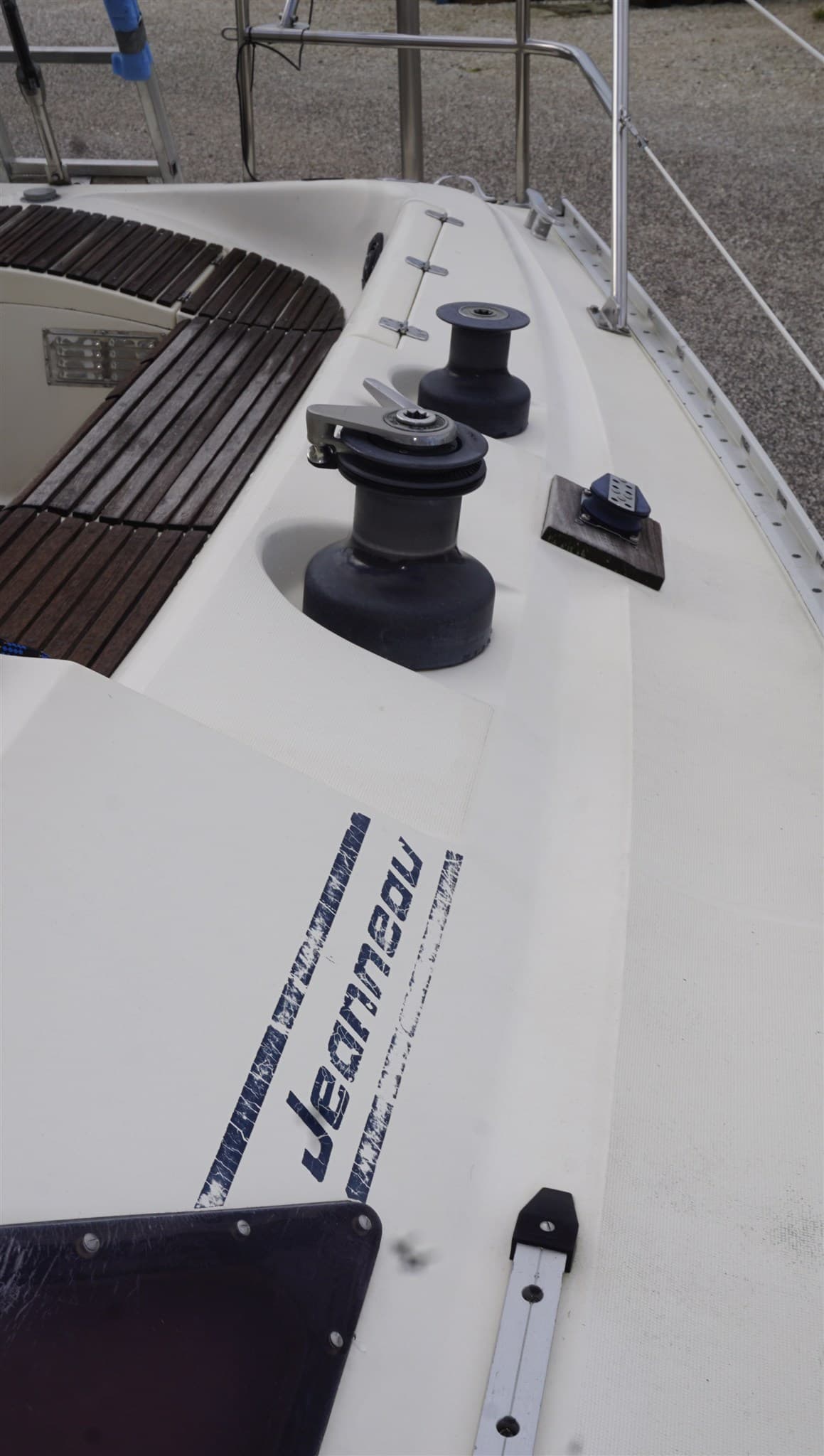 Jeanneau 41 Sun Fizz used - detail 1