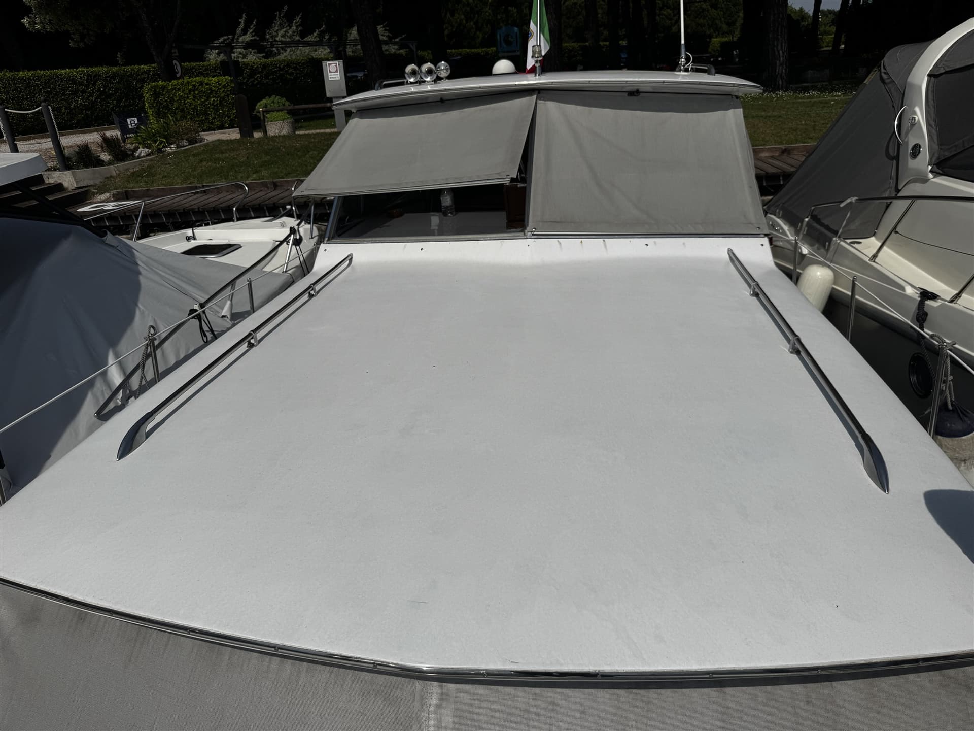 Chris Craft 31 COMMANDER usato - foto hero 6