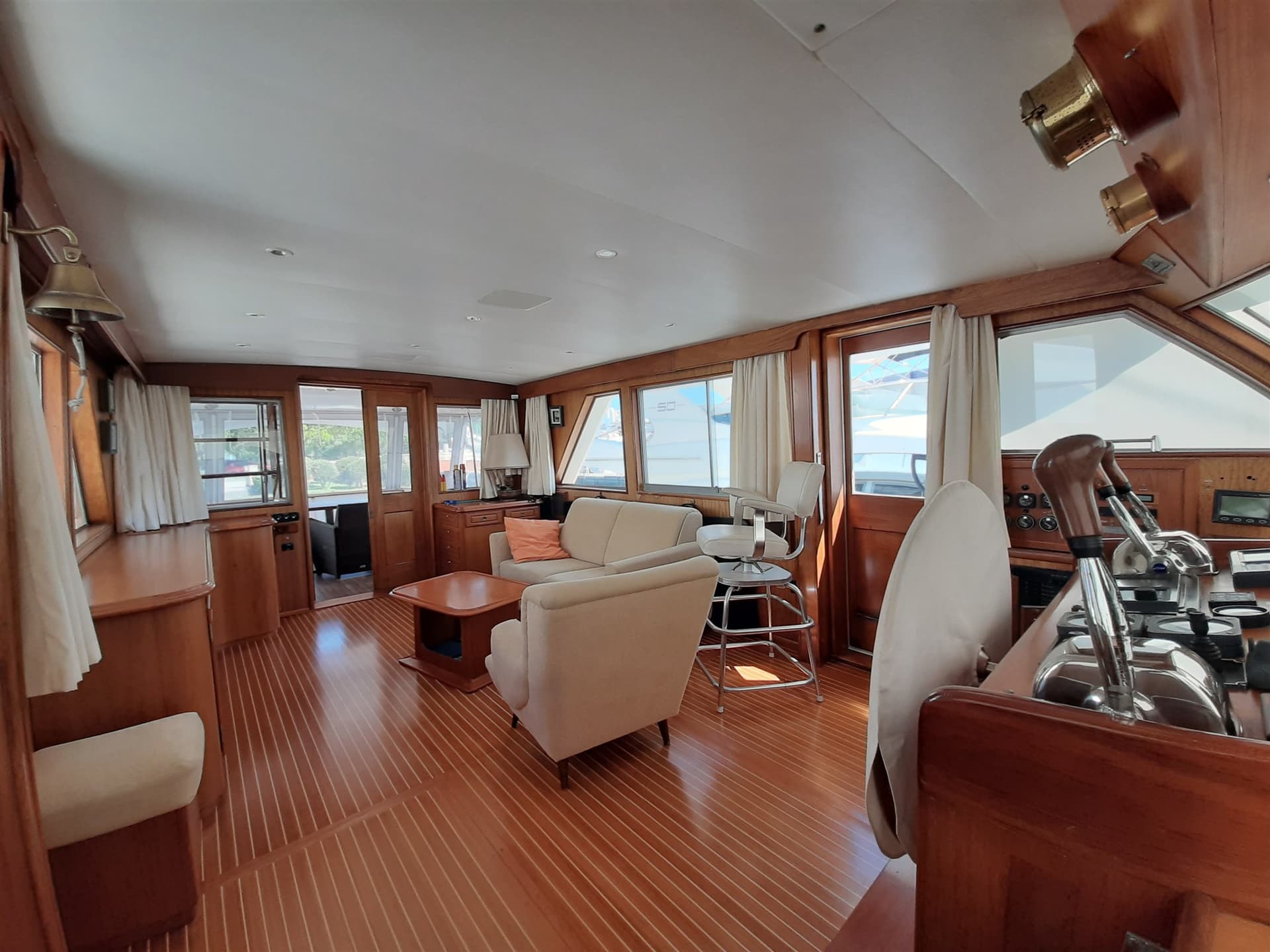 Hatteras 58 Fisherman usato - foto hero 17
