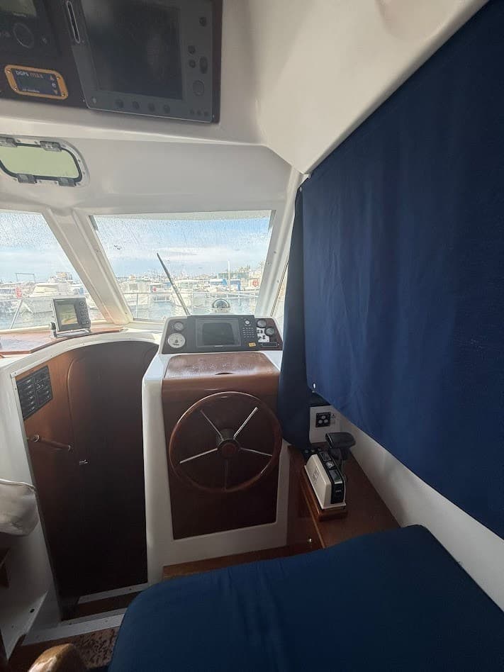 Beneteau Antares 9 used - hero image 9
