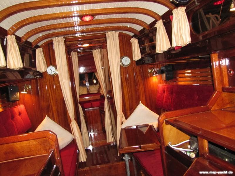 Builder Mahagoni Plattgatter - Deck View Builder Mahagoni Plattgatter - Deck View