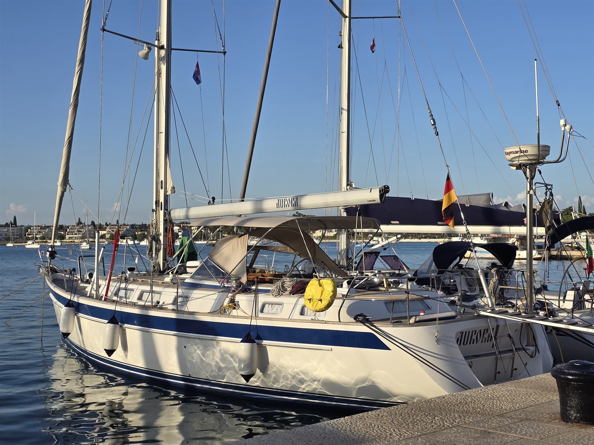 Hallberg Rassy 48 - Main View Hallberg Rassy 48 - Main View